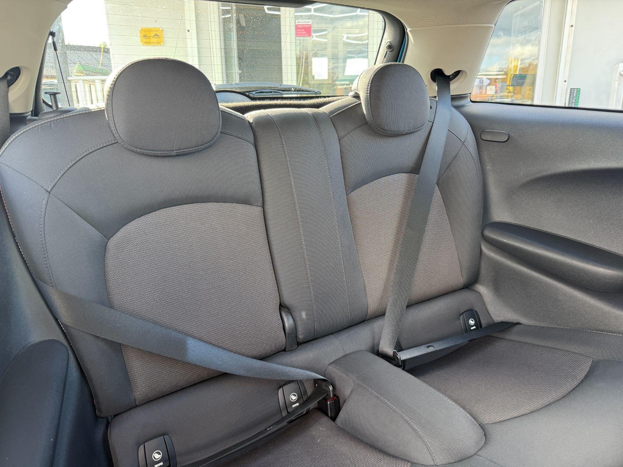 MINI Hatch - Image 4