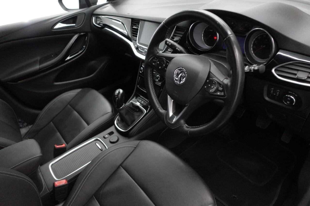Vauxhall Astra - Image 15