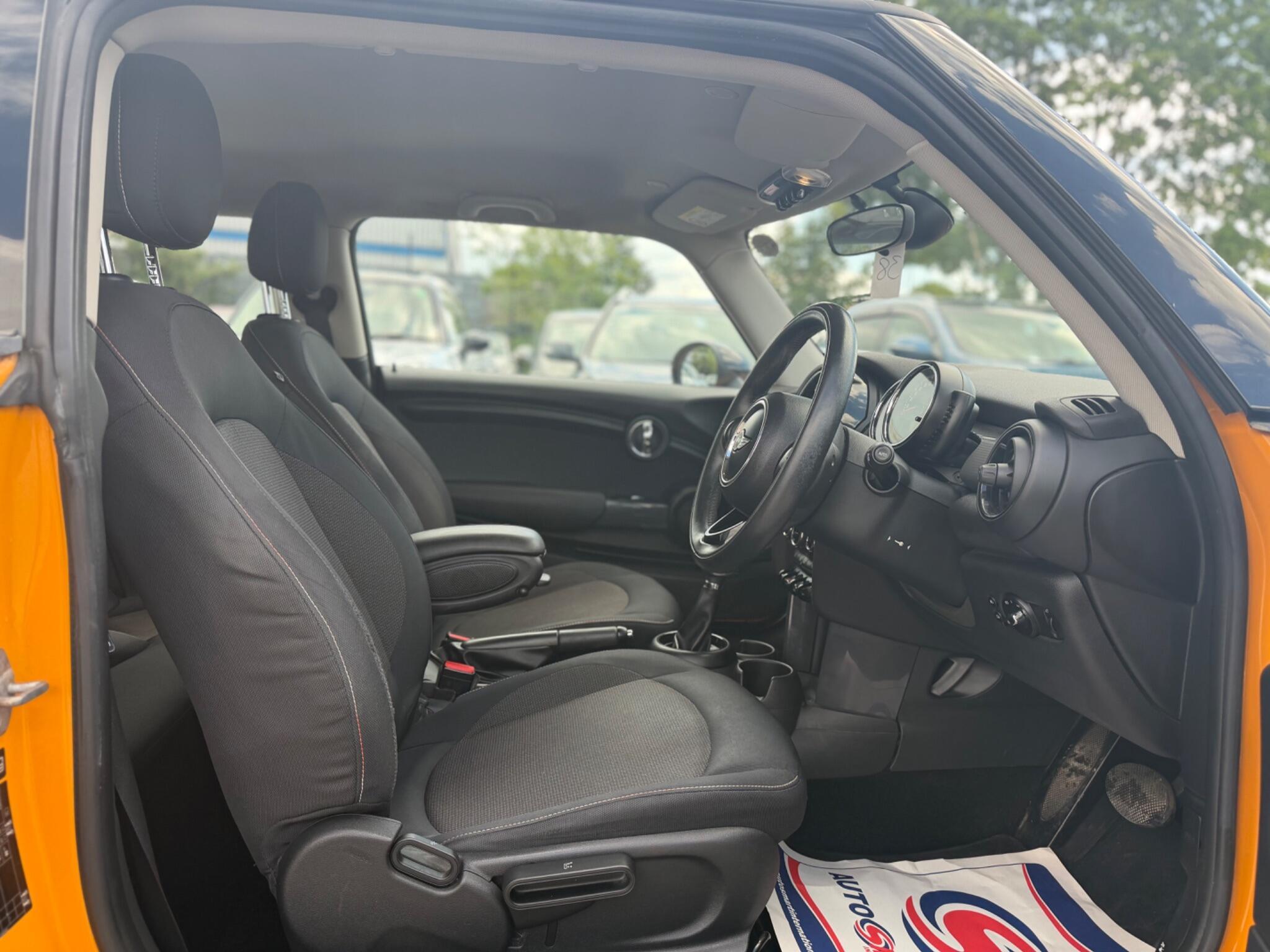 MINI Hatch - Image 14