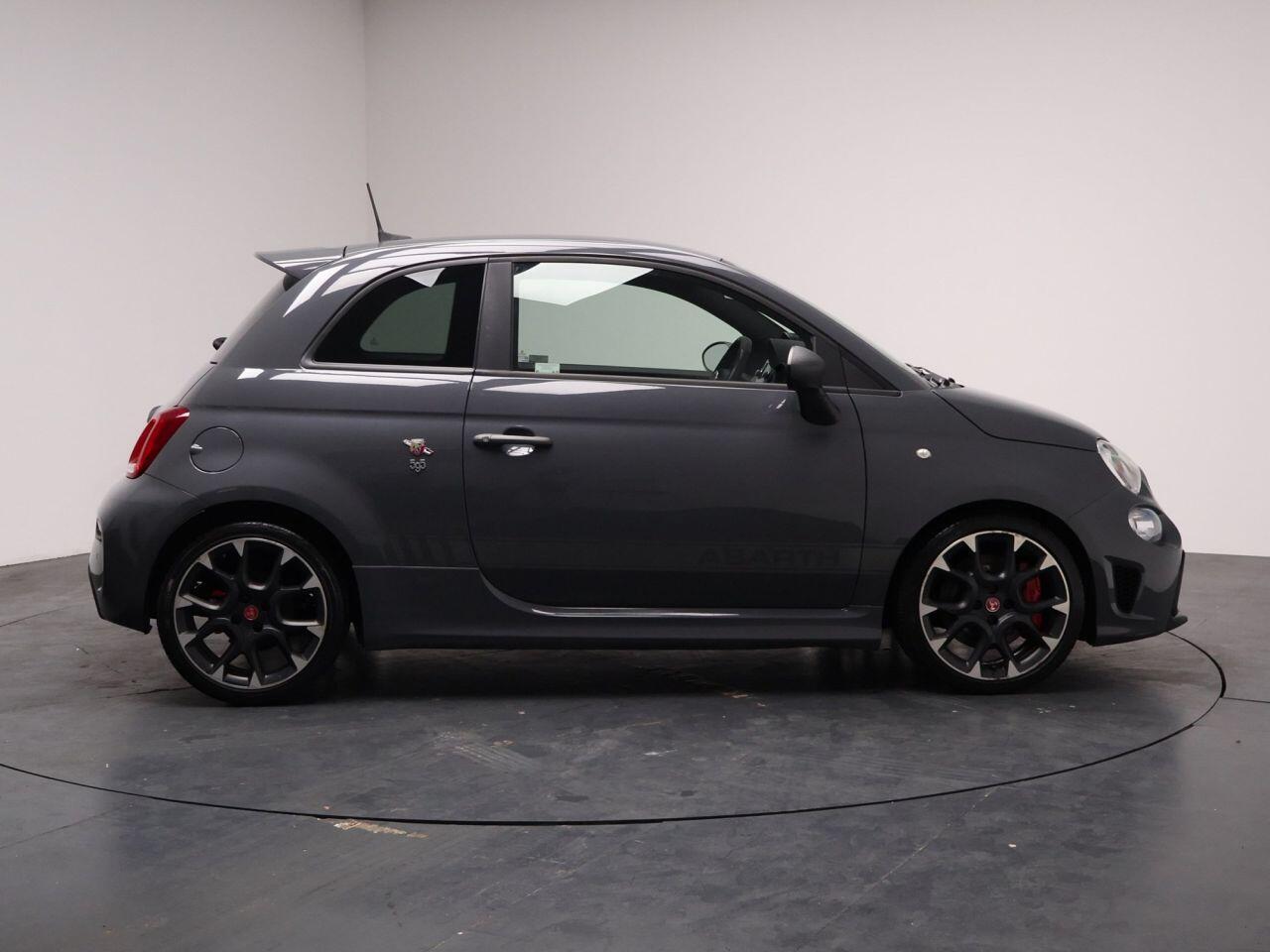 Abarth 595 - Image 20