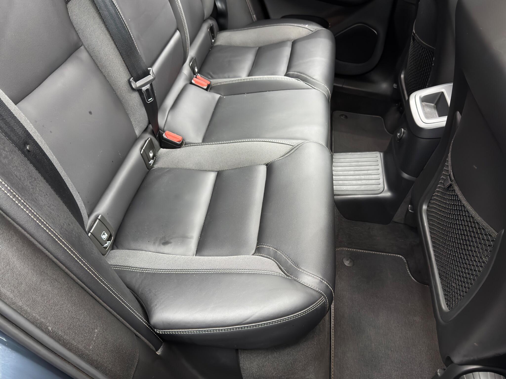 Volvo XC60 - Image 16