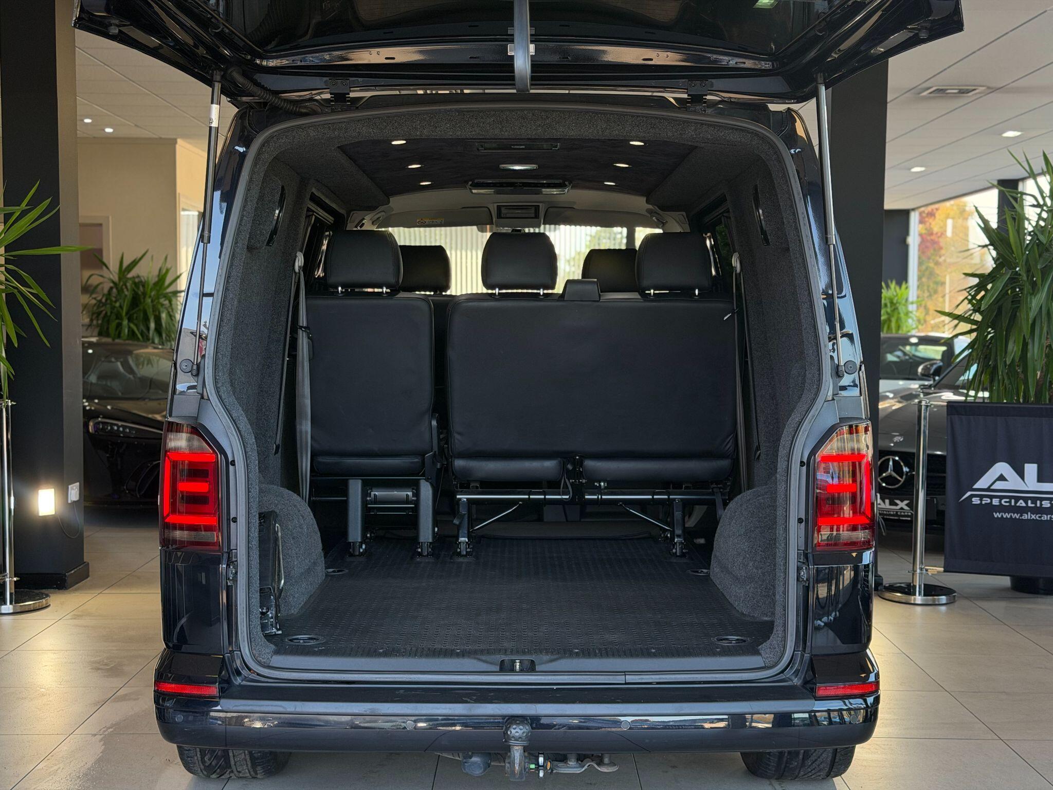 Volkswagen Transporter - Image 16