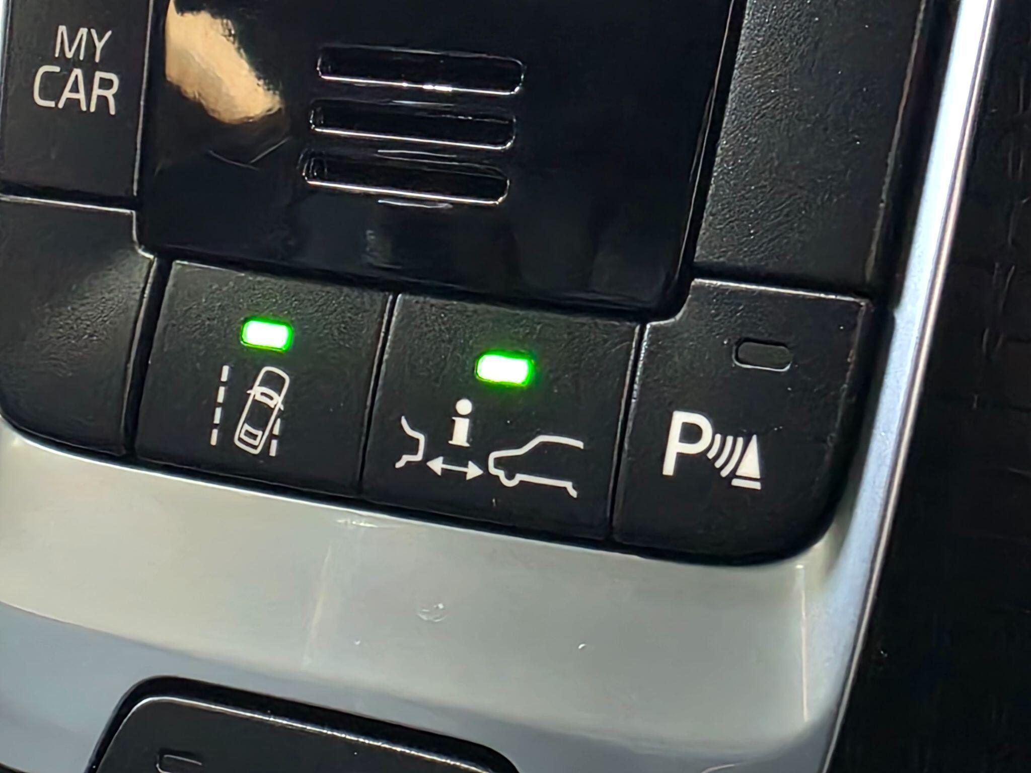 Volvo V40 - Image 26