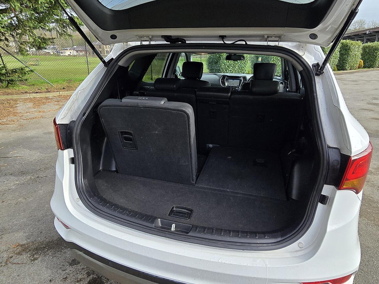 Hyundai Santa Fe - Image 11