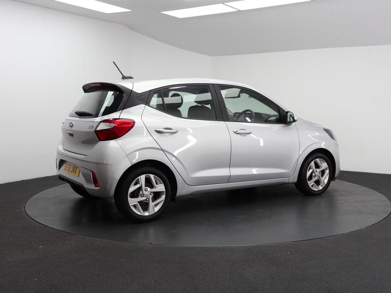 Hyundai i10 - Image 13