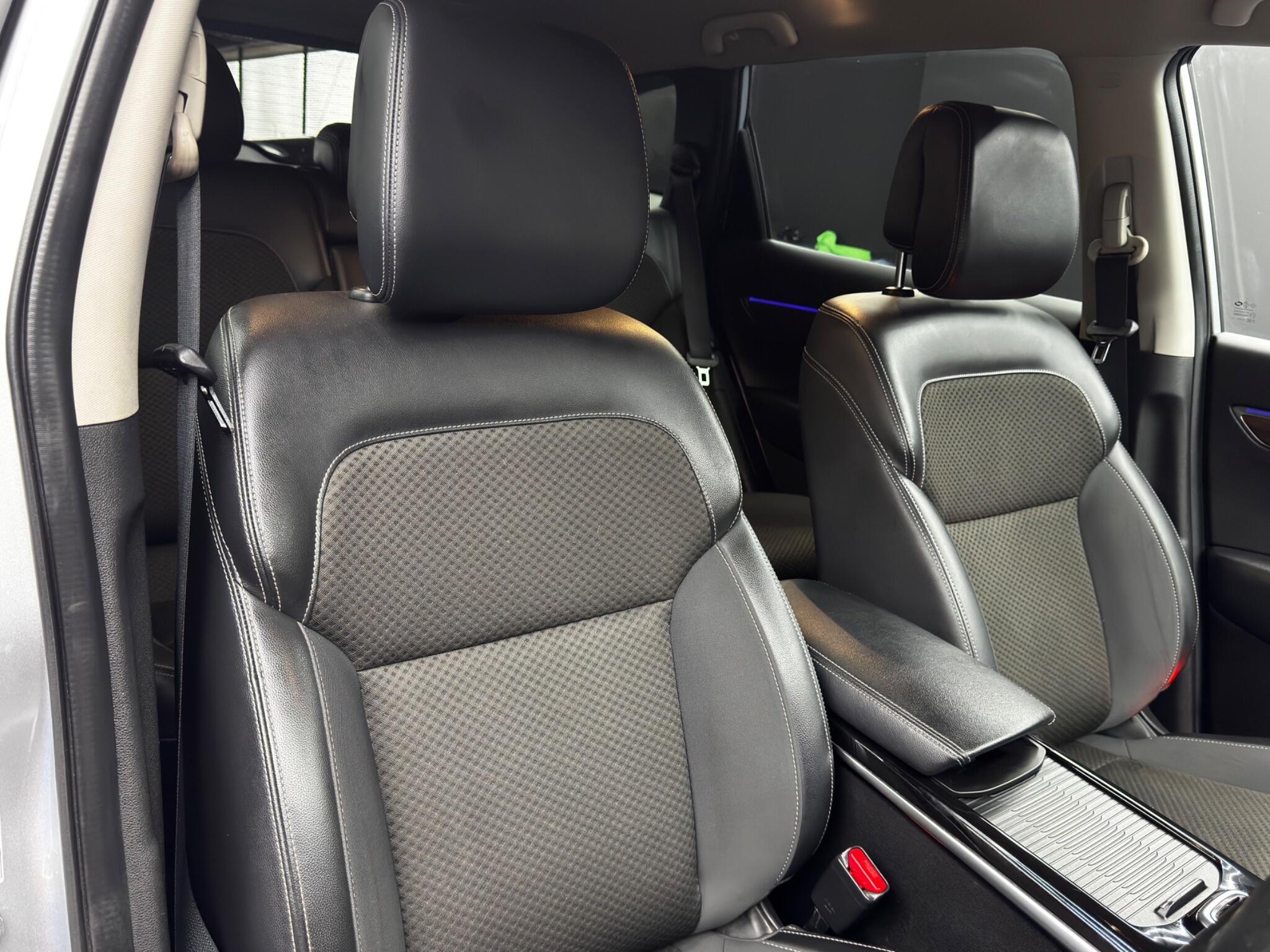 Renault Koleos - Image 12