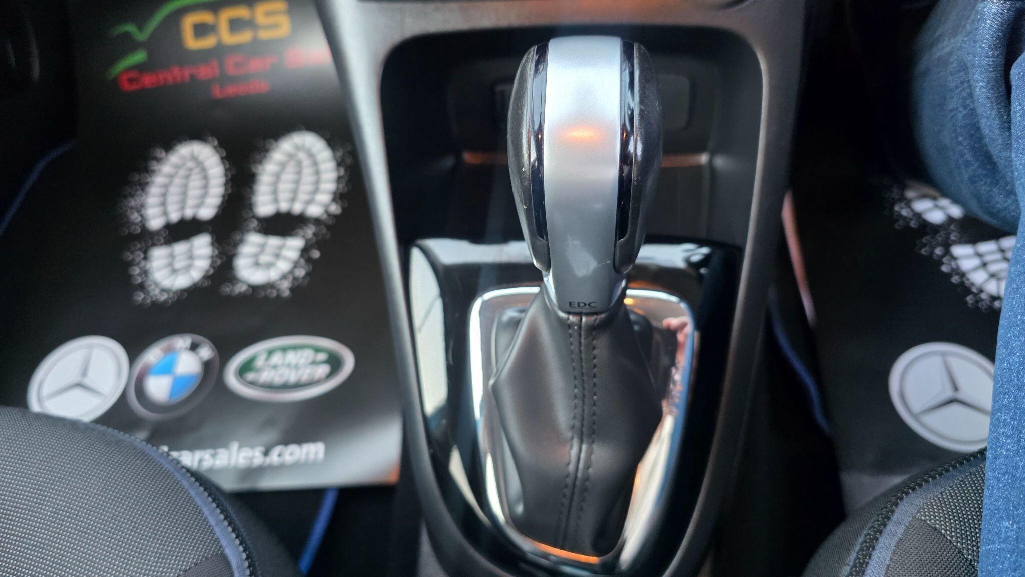 Renault Captur - Image 29