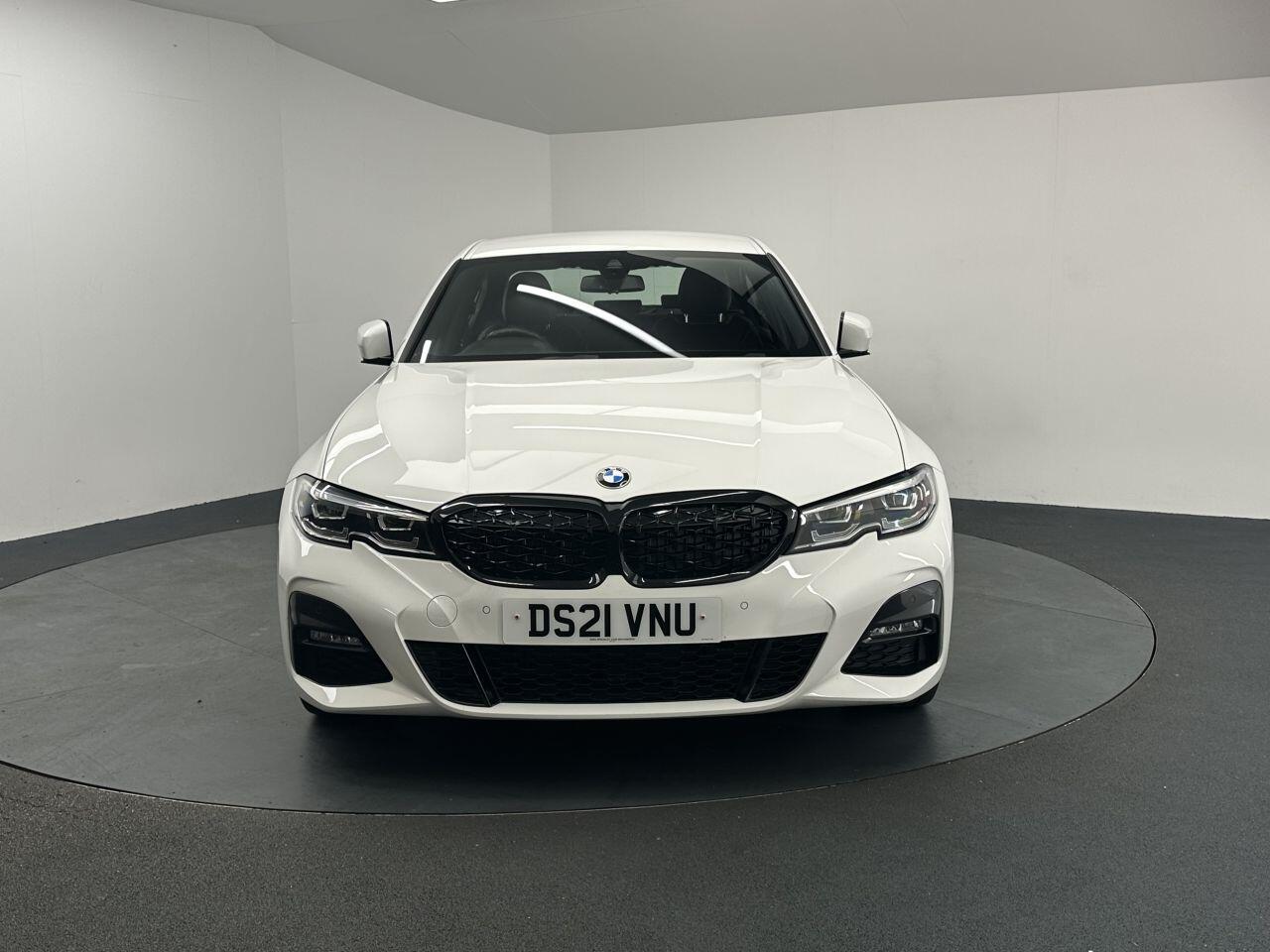 BMW 3 Series - Image 5