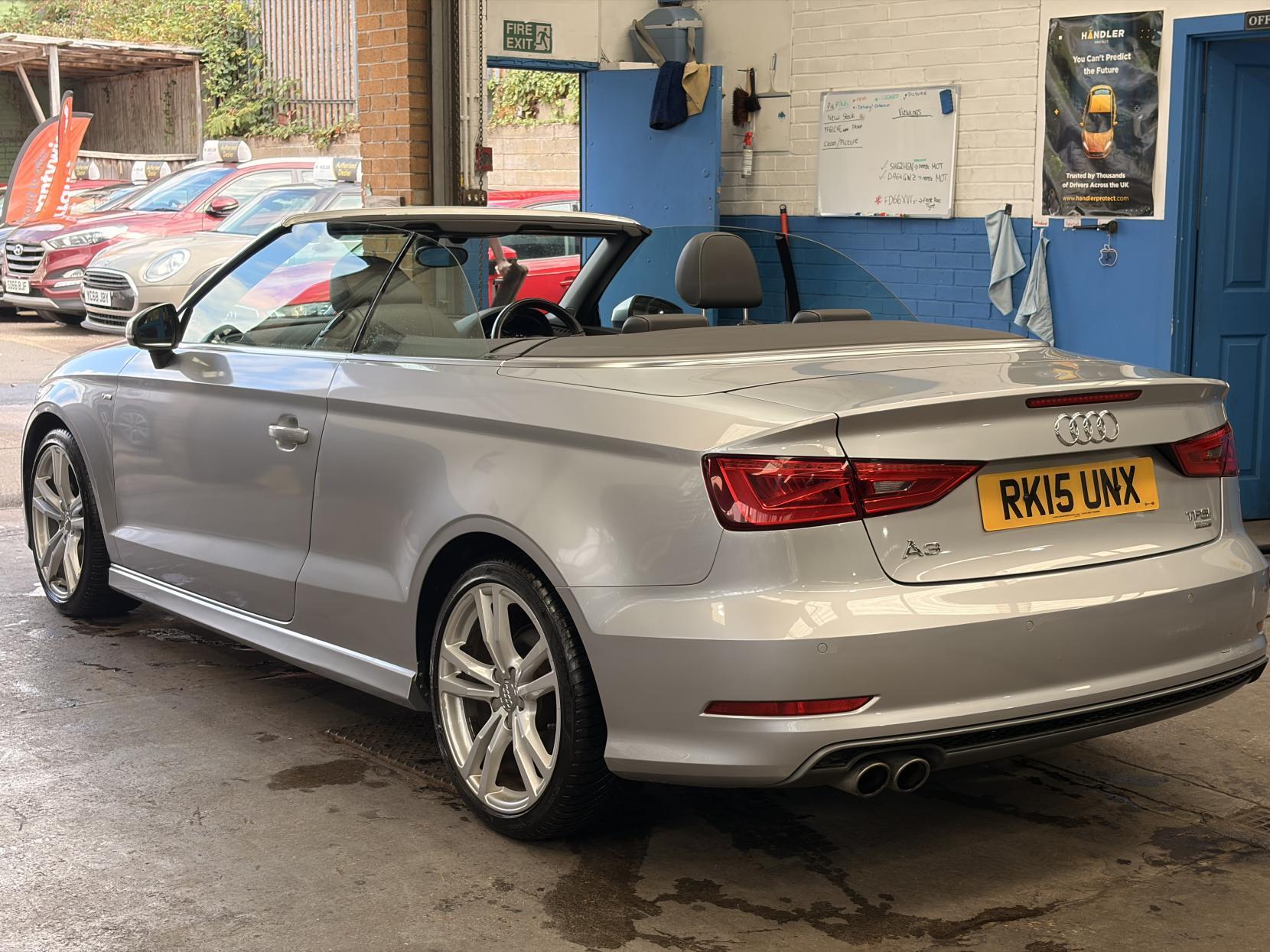 Audi A3 CABRIOLET - Image 11