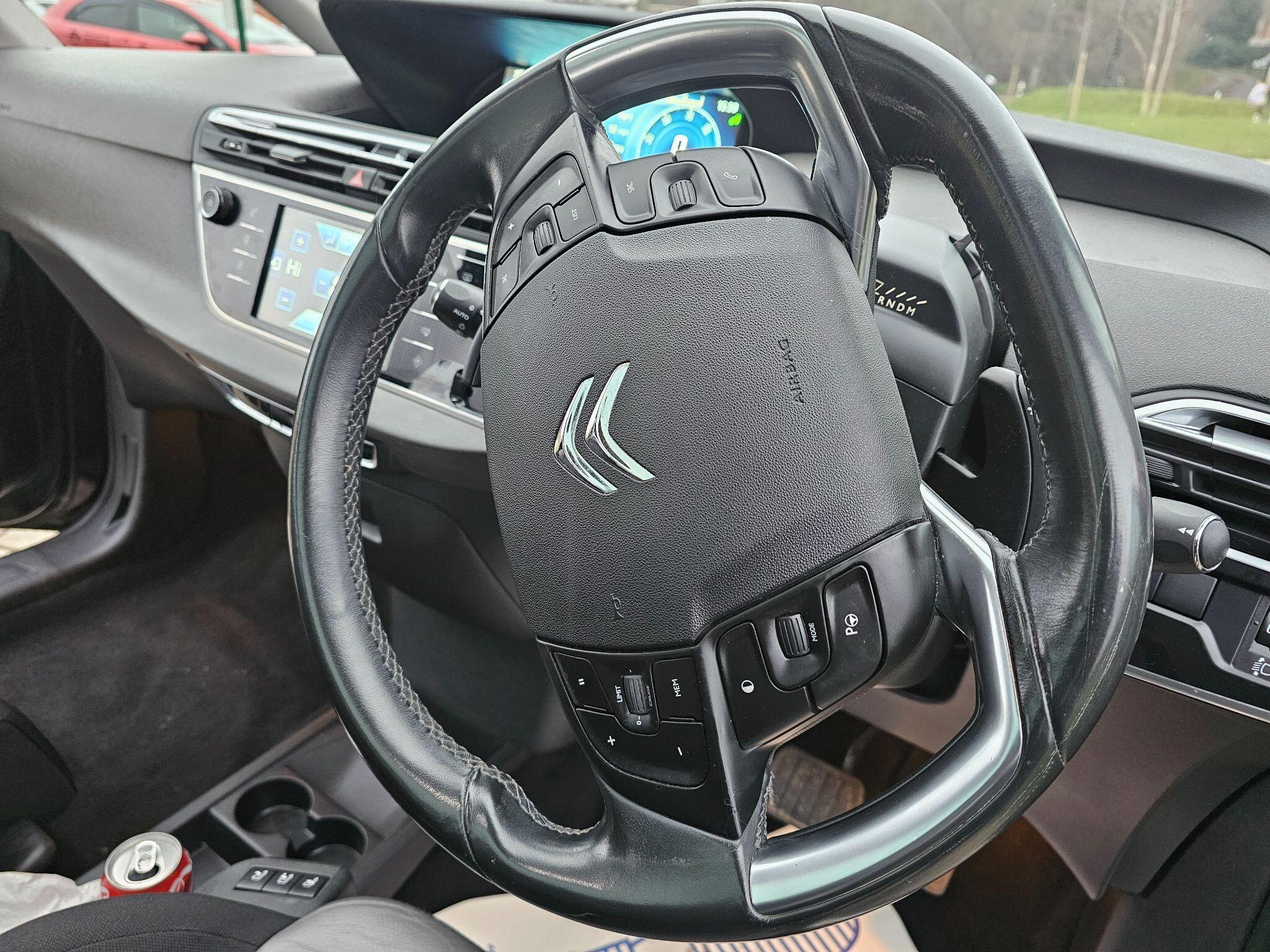 Citroen Grand C4 Picasso - Image 18