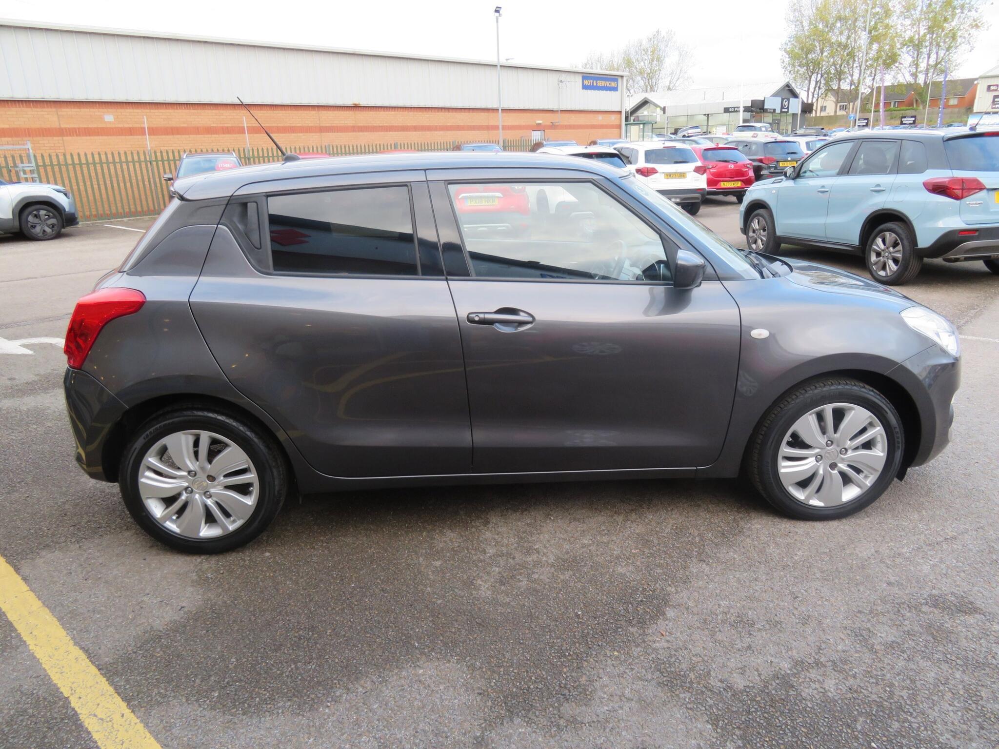 Suzuki Swift - Image 7