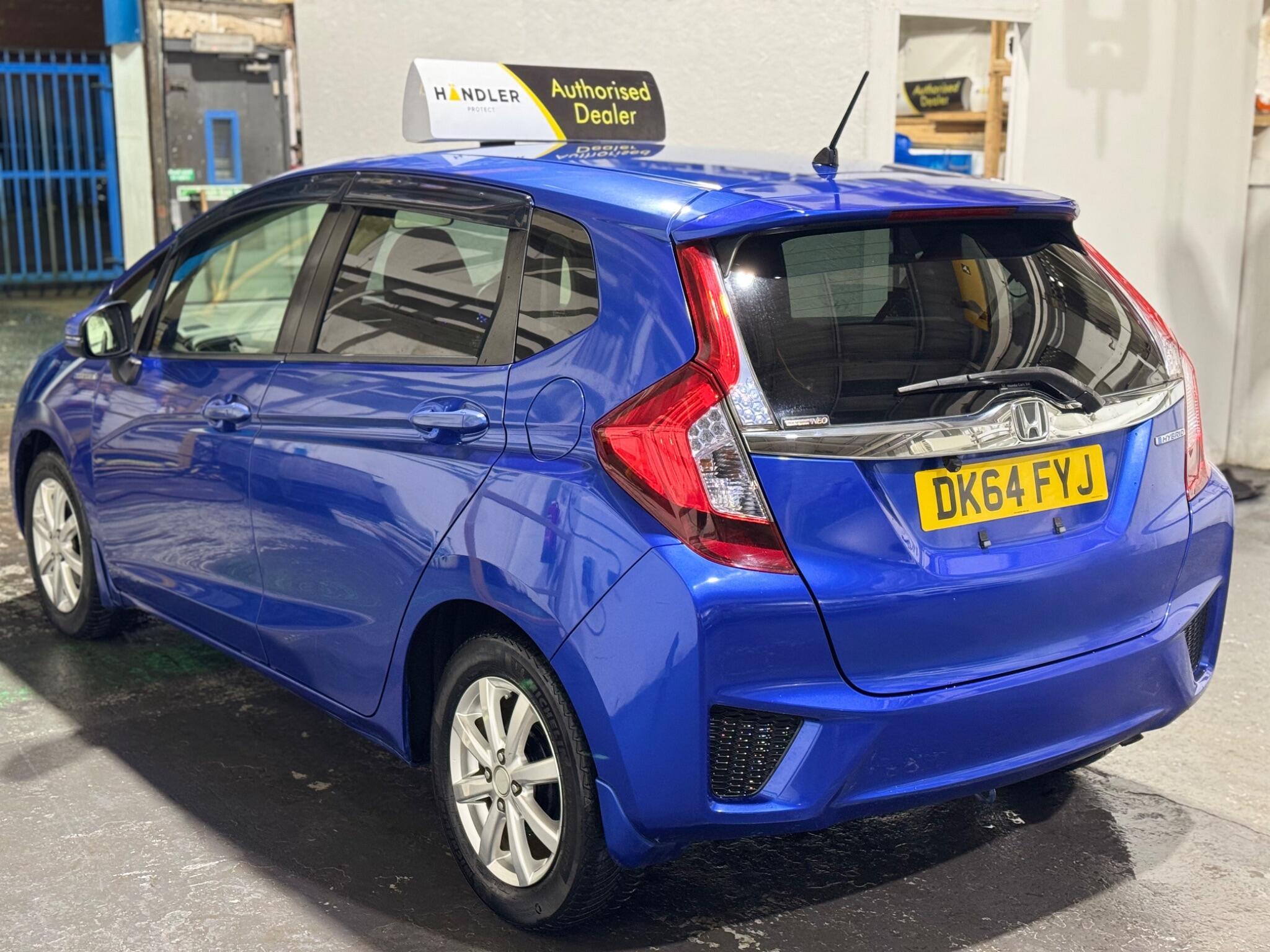 Honda FIT - Image 14