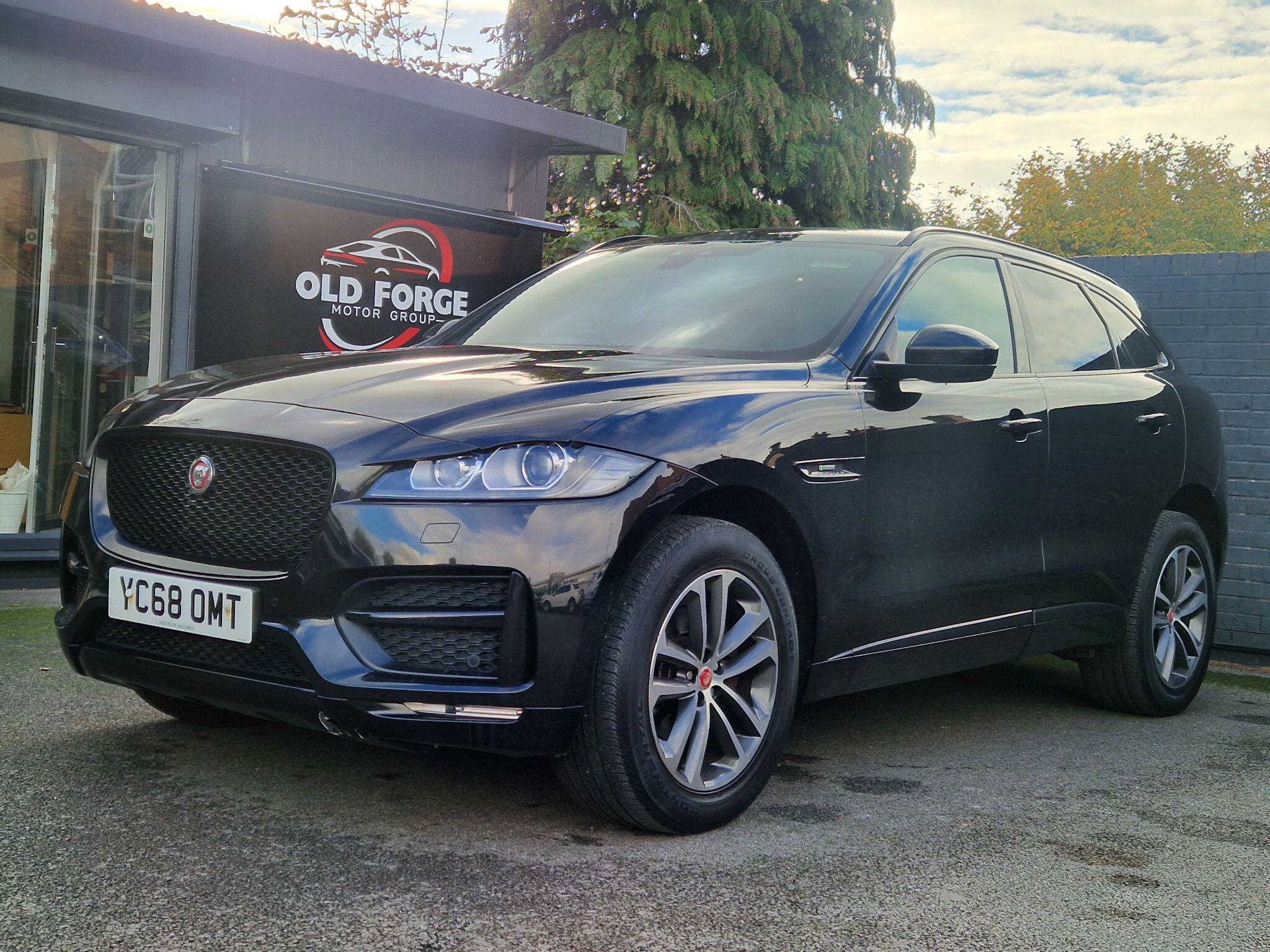 Jaguar F-Pace - Image 17