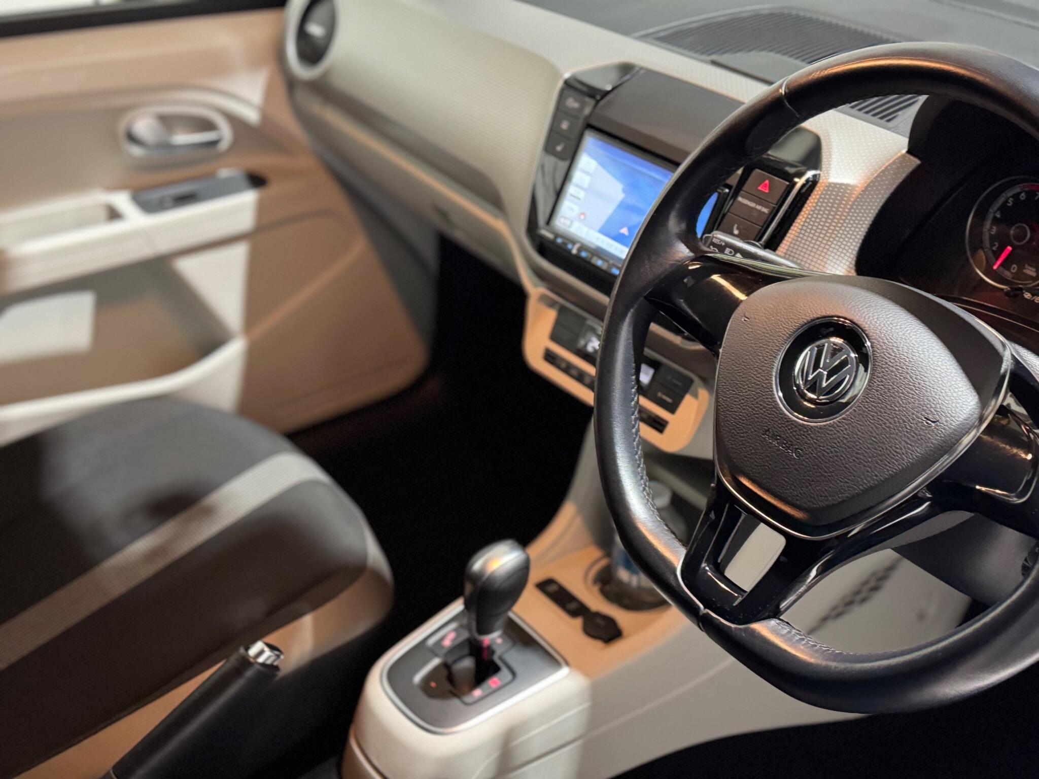 Volkswagen up! - Image 31