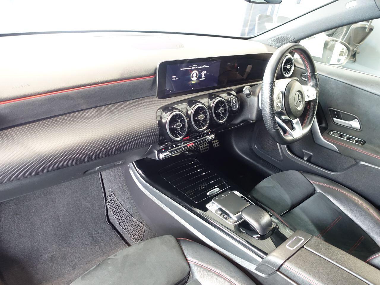 Mercedes-benz A-CLASS - Image 11