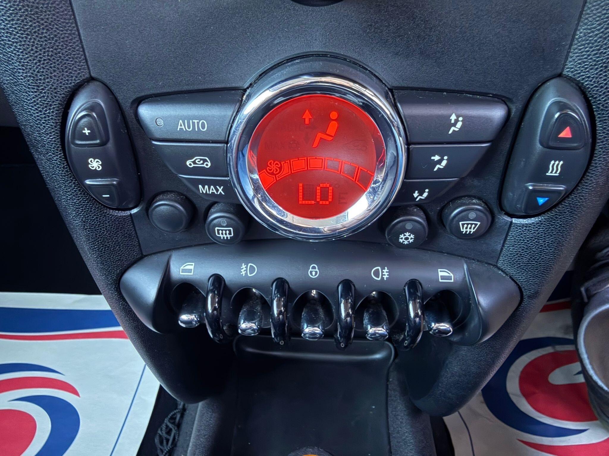 MINI Hatch - Image 16