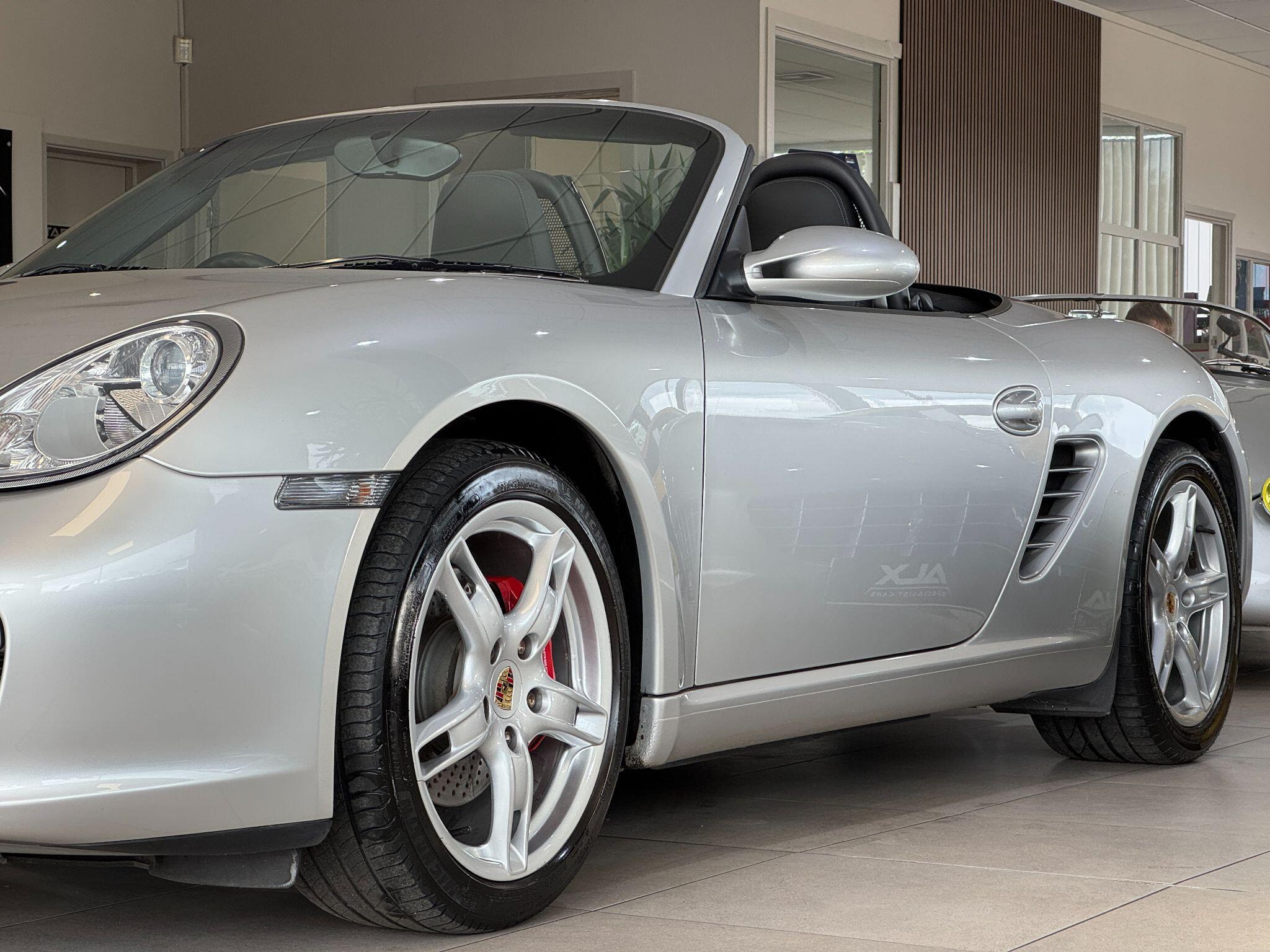 Porsche Boxster - Image 12