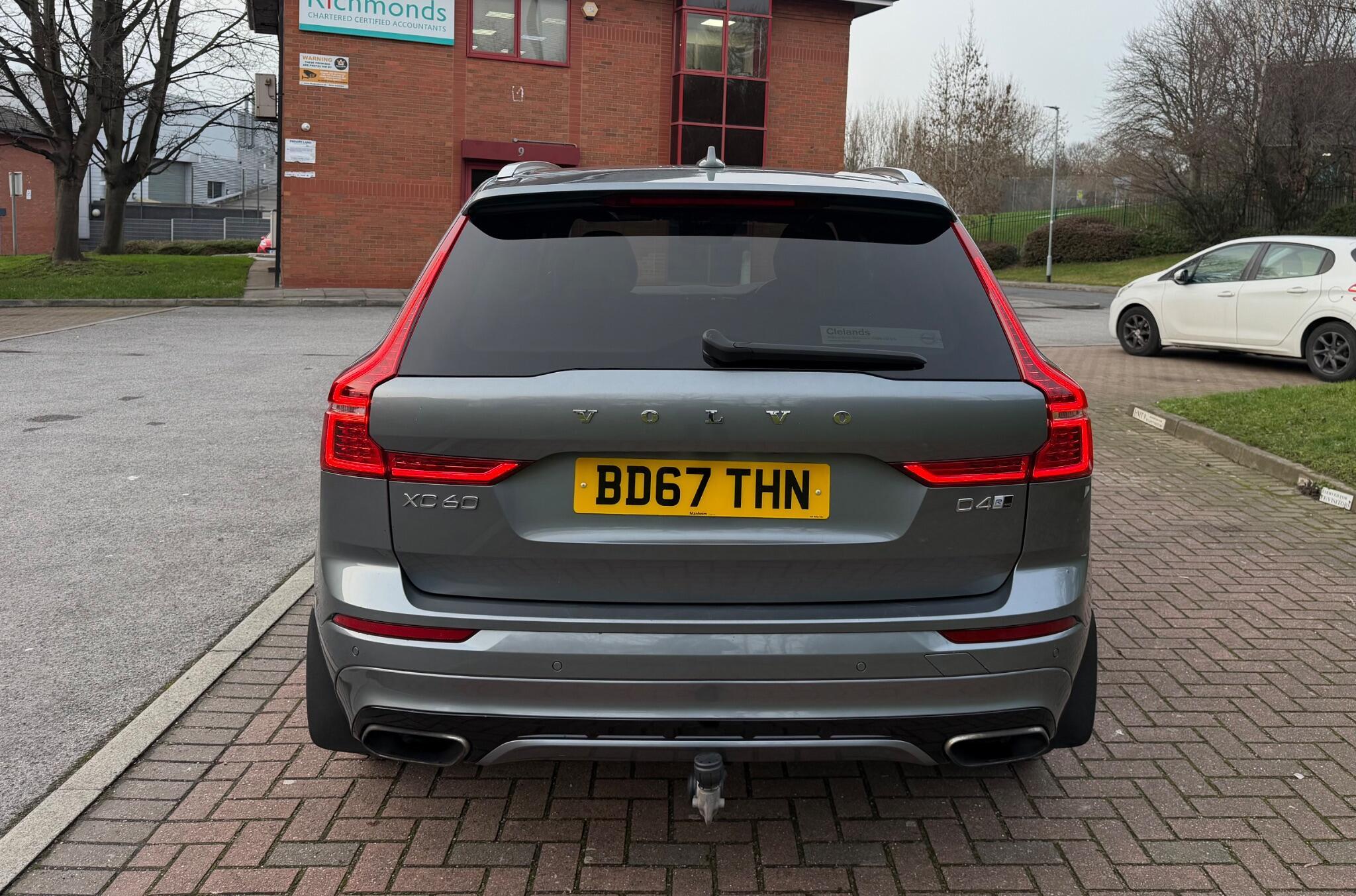 Volvo XC60 - Image 13