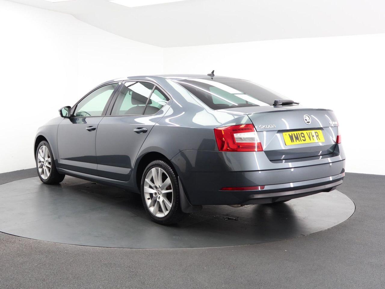 Skoda Octavia - Image 9