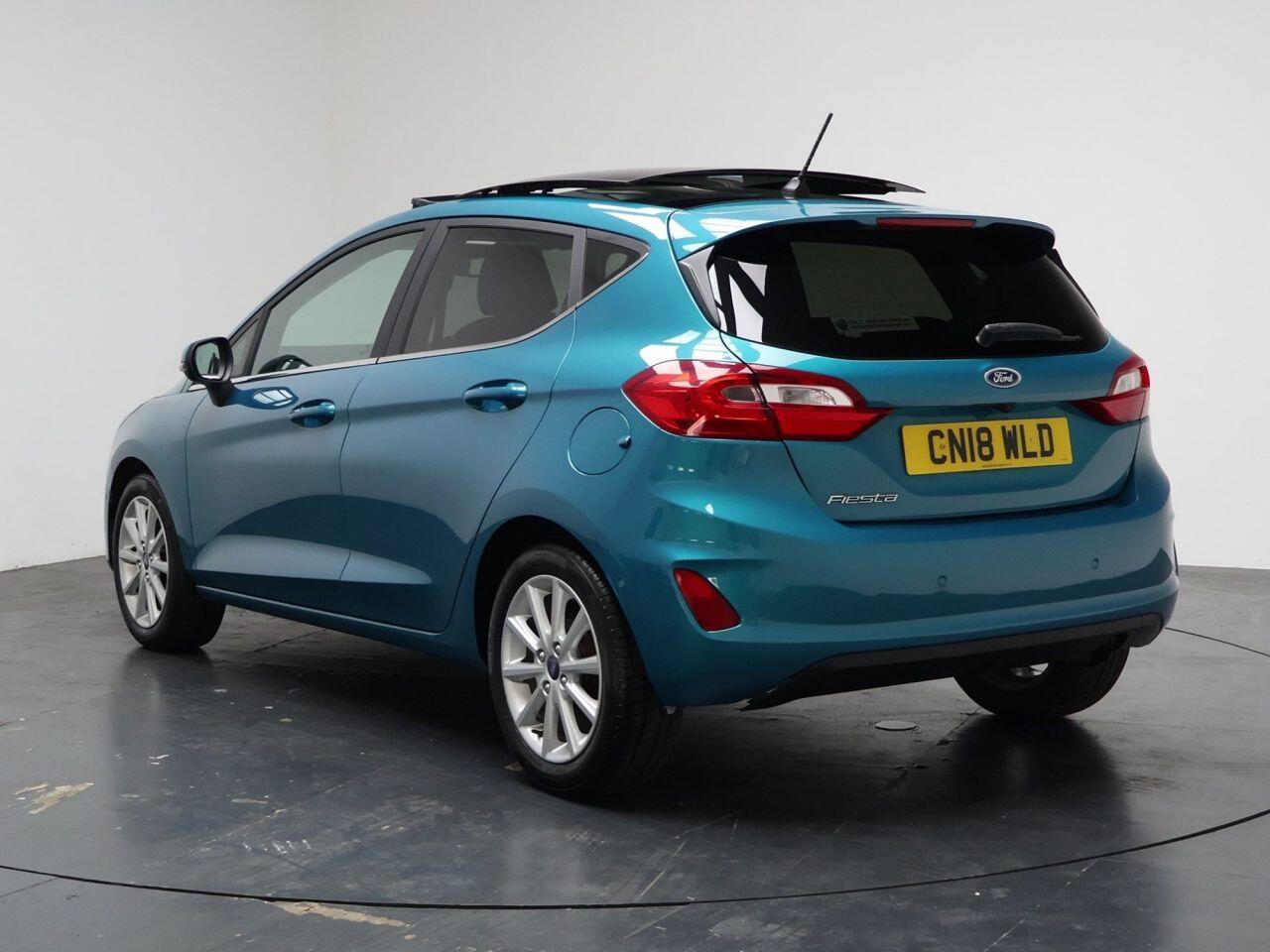 Ford Fiesta - Image 9