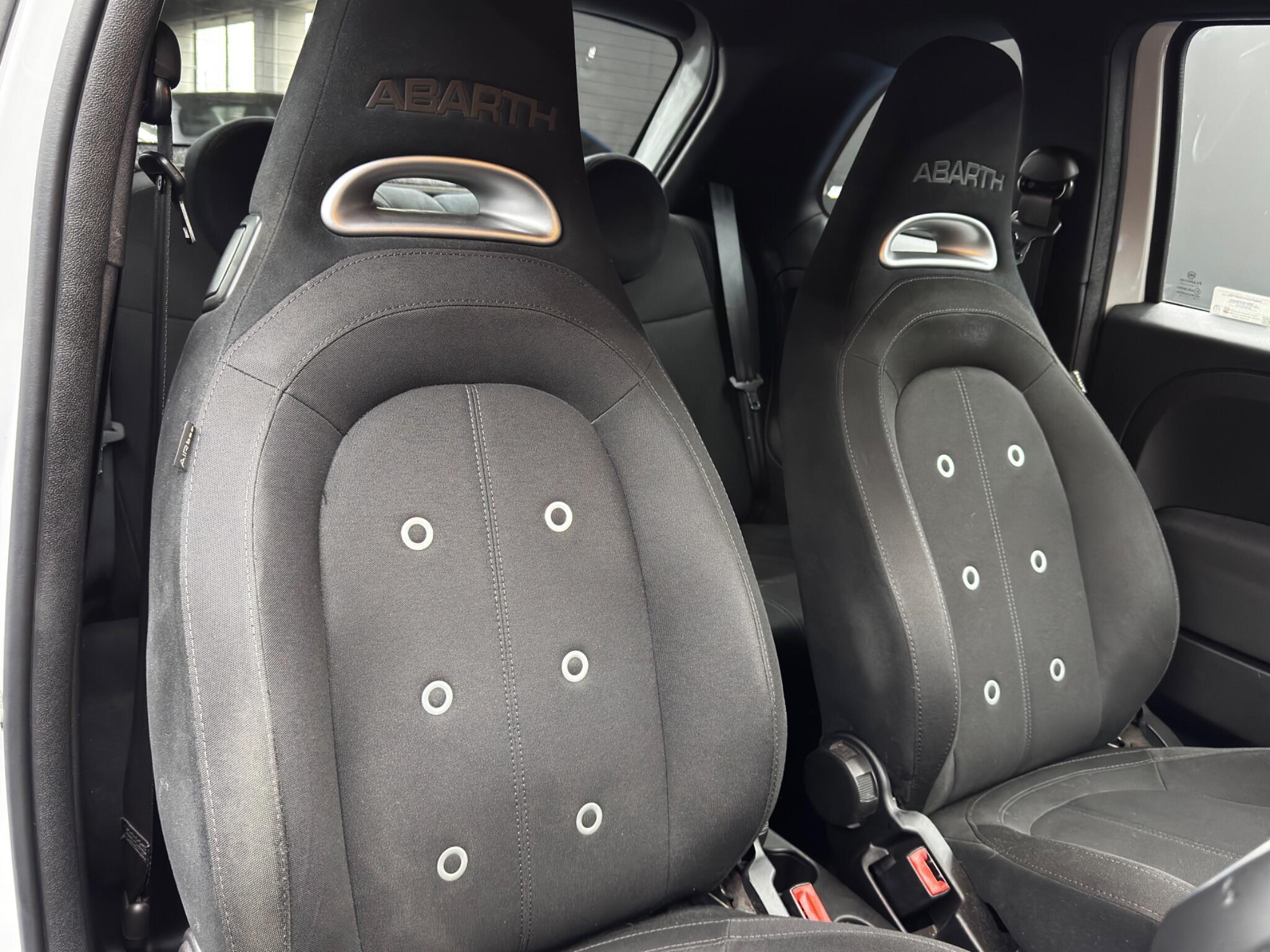 Abarth 595 - Image 12