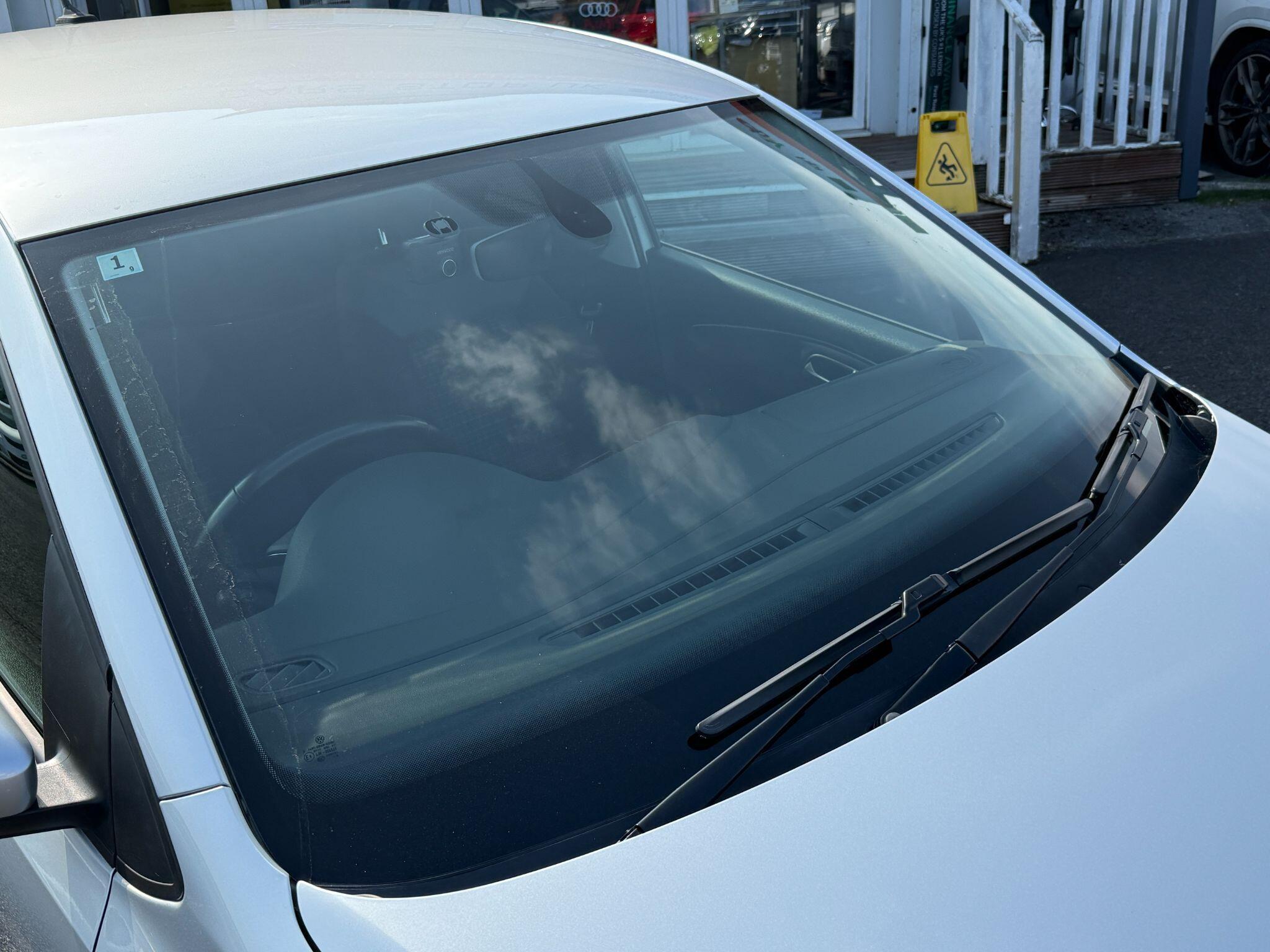 Volkswagen Polo - Image 15