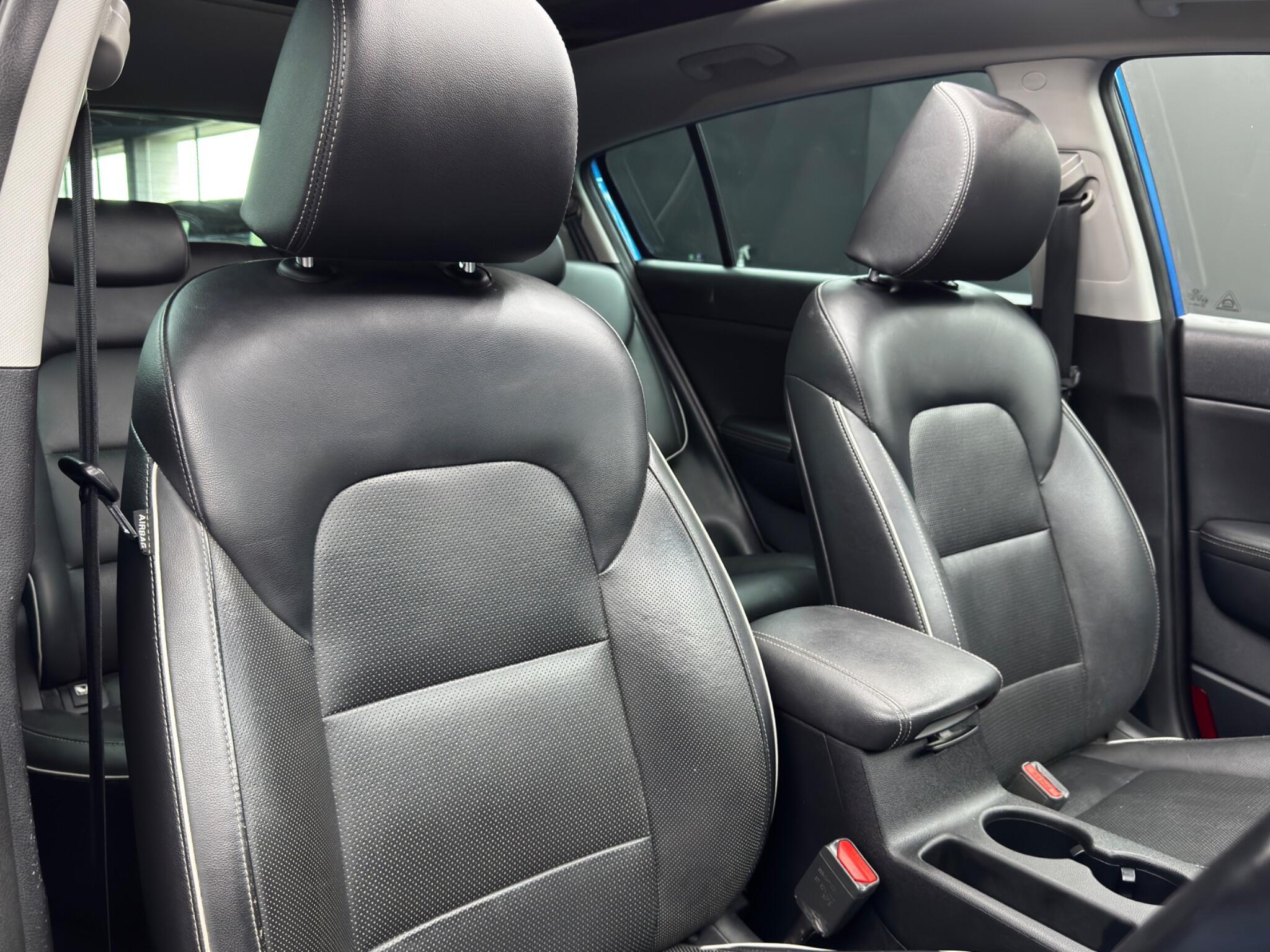Kia Sportage - Image 12