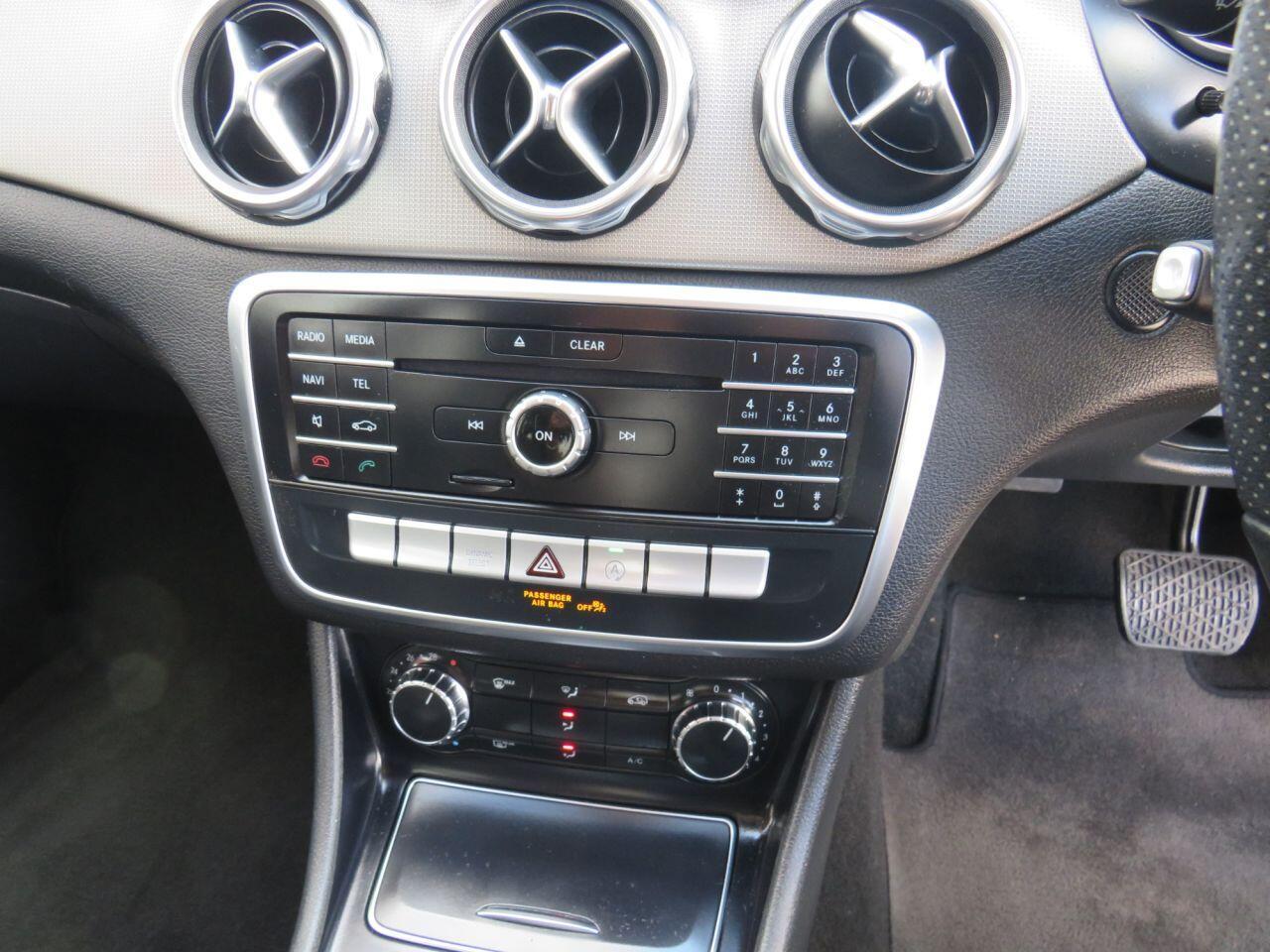 Mercedes-benz GLA - Image 13