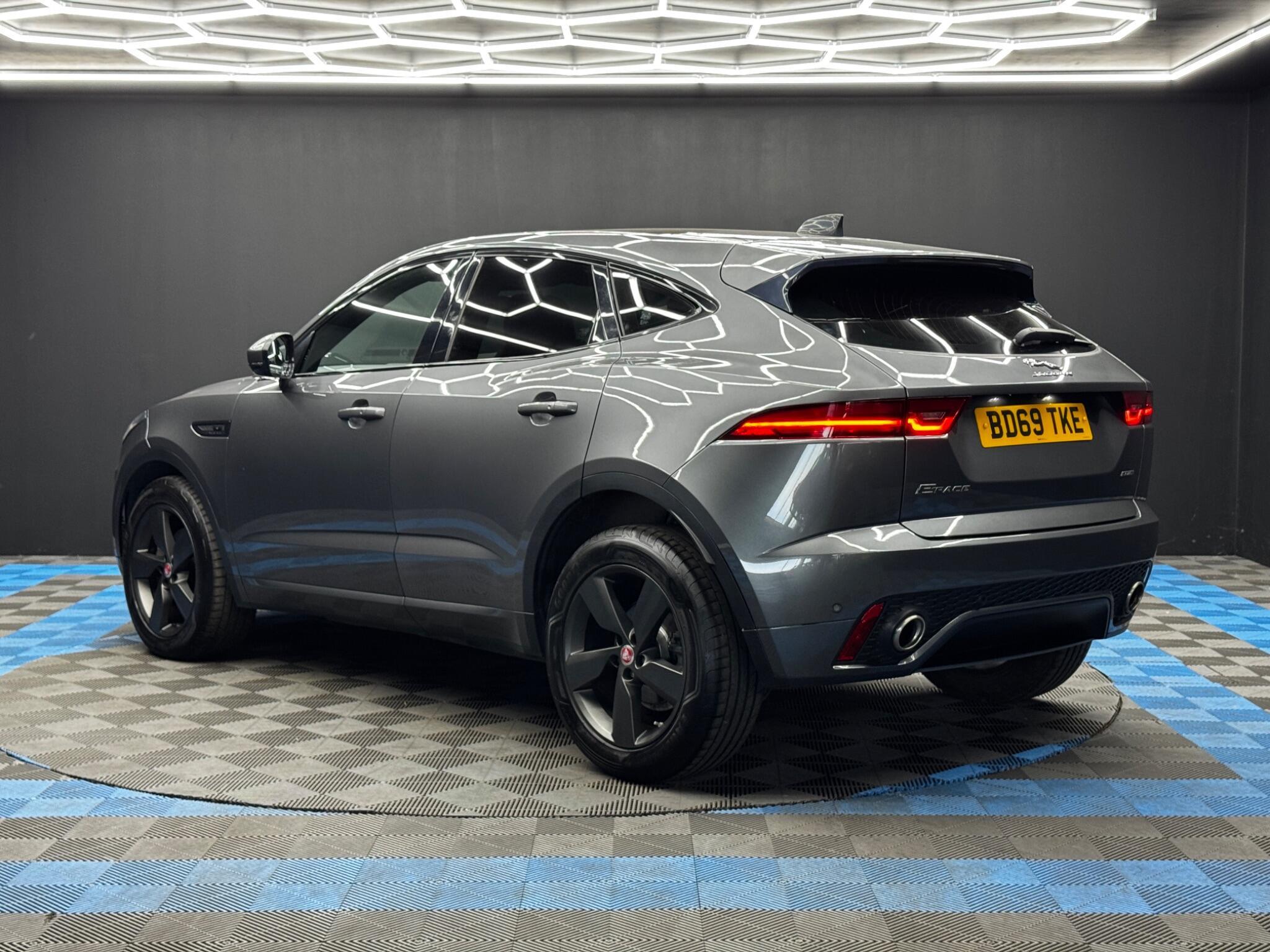 Jaguar E-Pace - Image 7