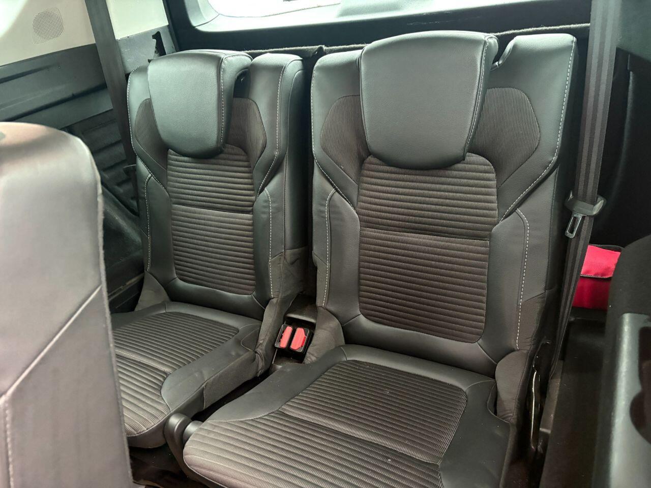 Renault Grand Scenic - Image 21