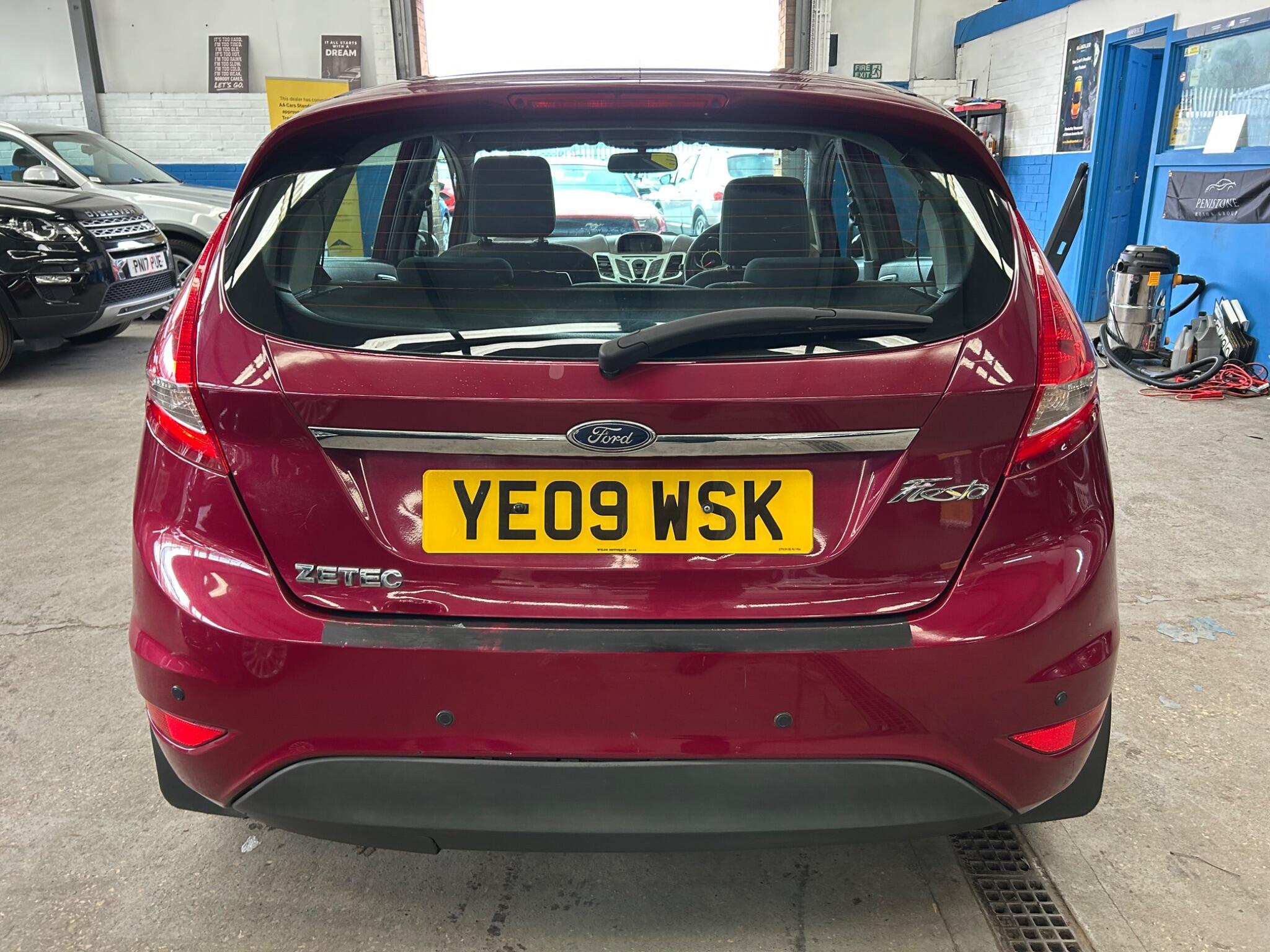 Ford Fiesta - Image 6