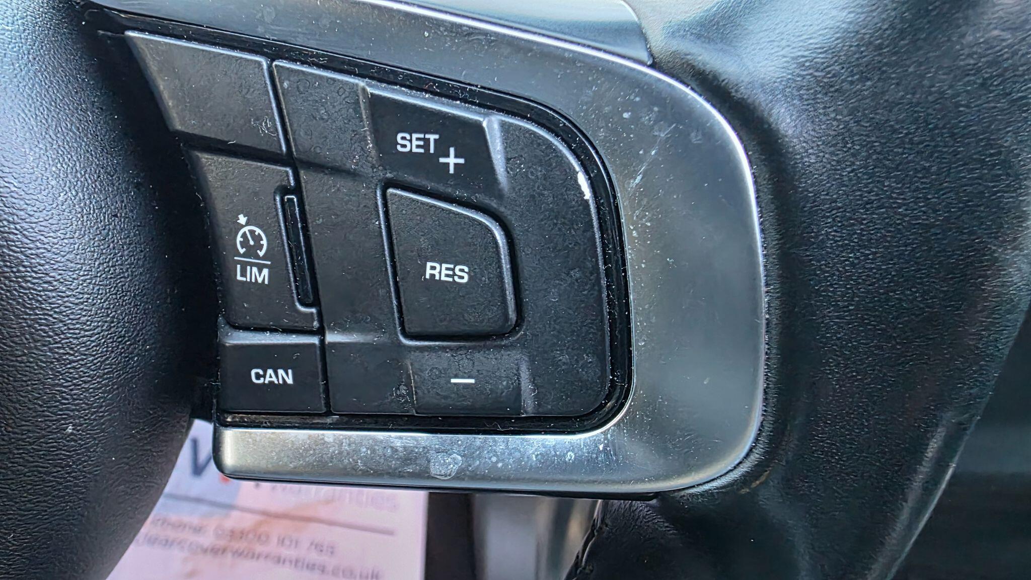 Jaguar E-Pace - Image 20