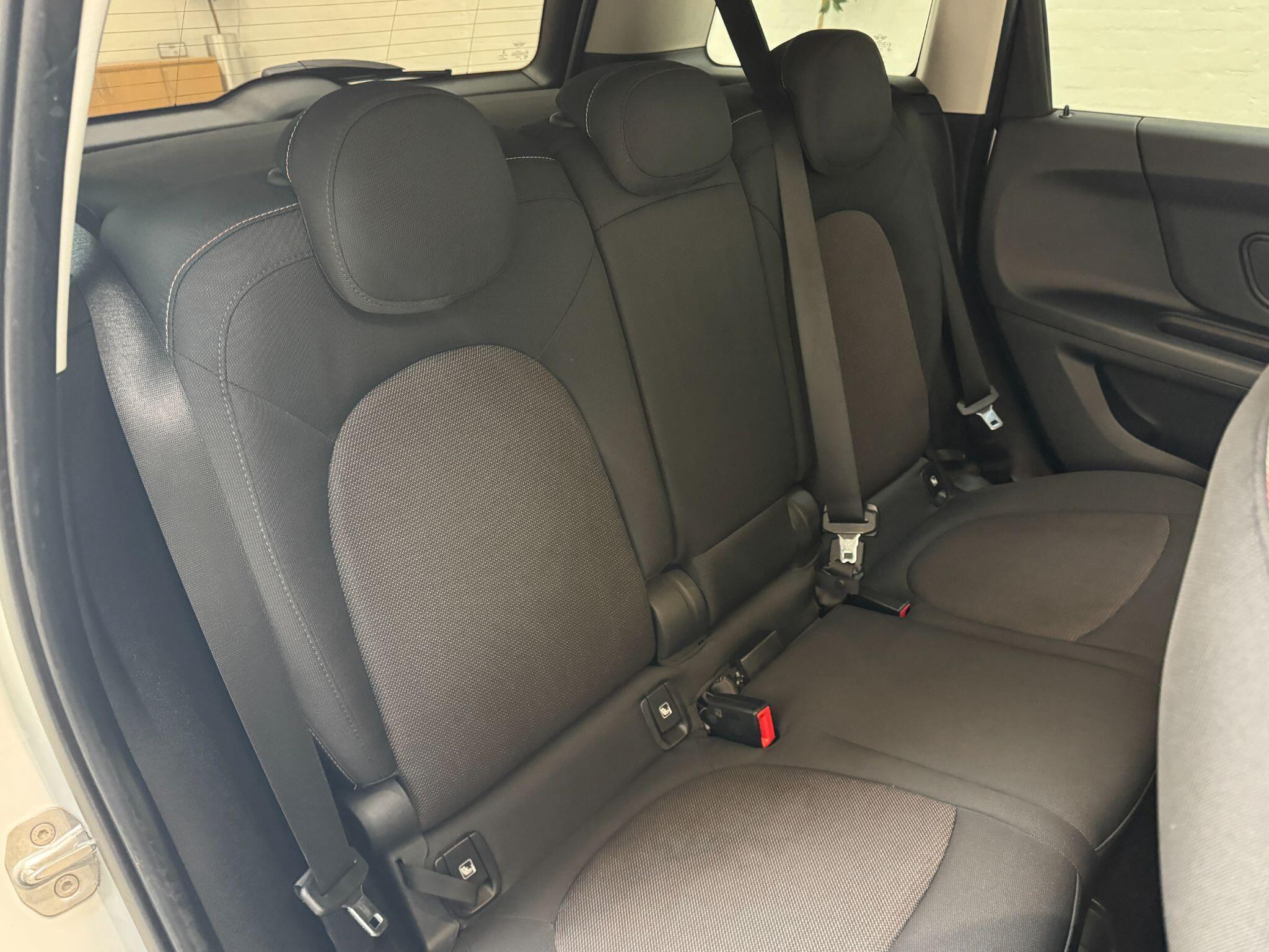 MINI Countryman - Image 21