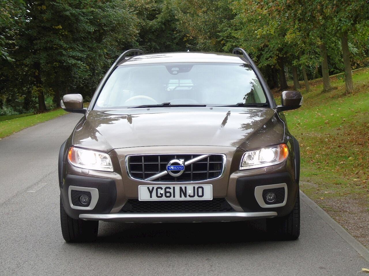 Volvo XC70 - Image 18