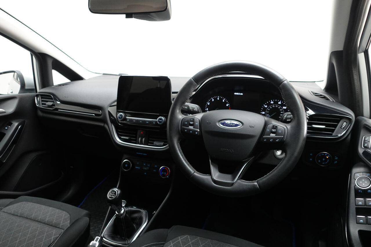 Ford Fiesta - Image 15