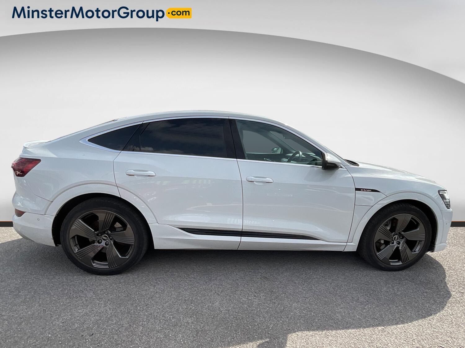 Audi E-Tron - Image 2