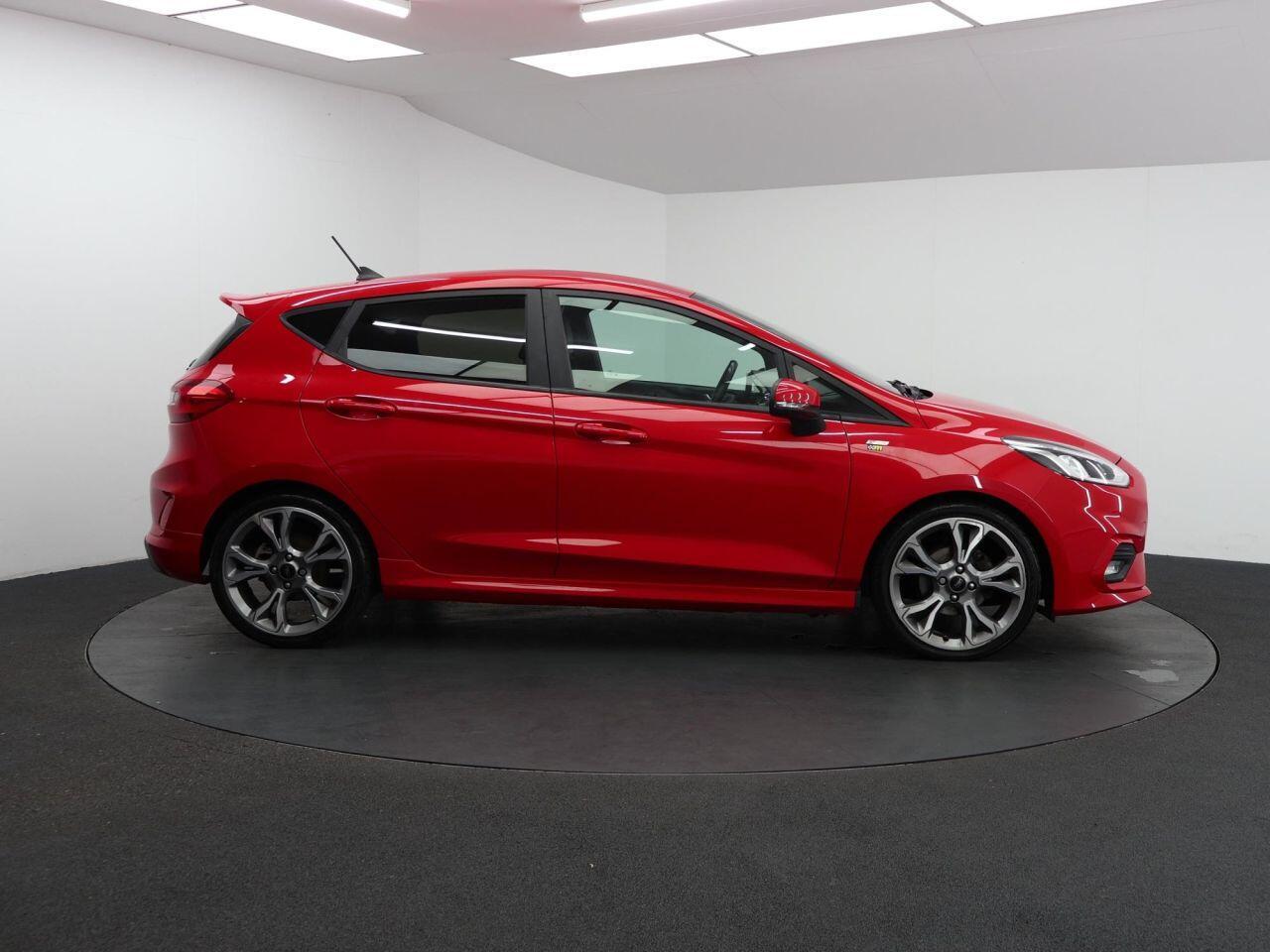 Ford Fiesta - Image 13