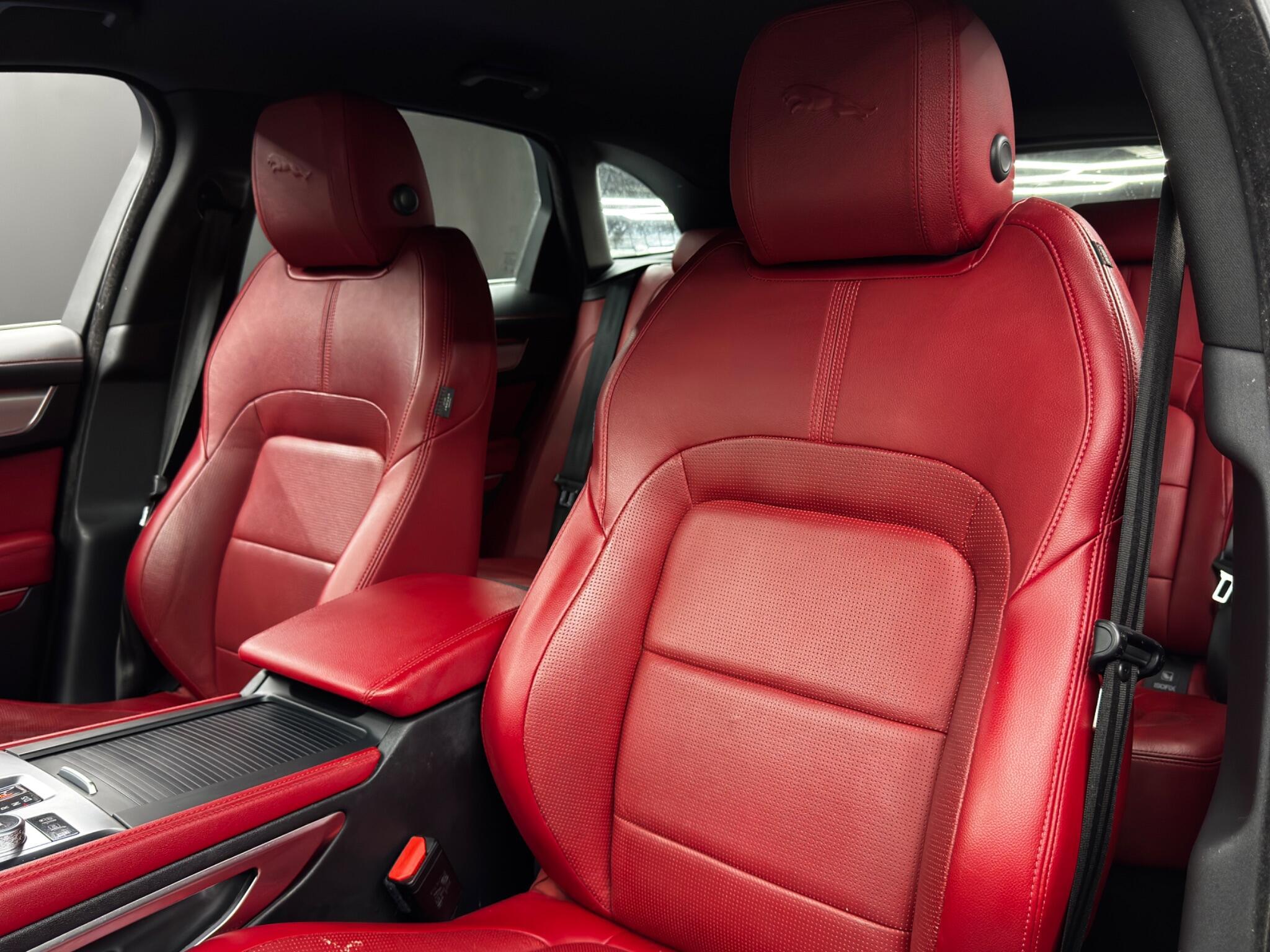 Jaguar F-Pace - Image 14