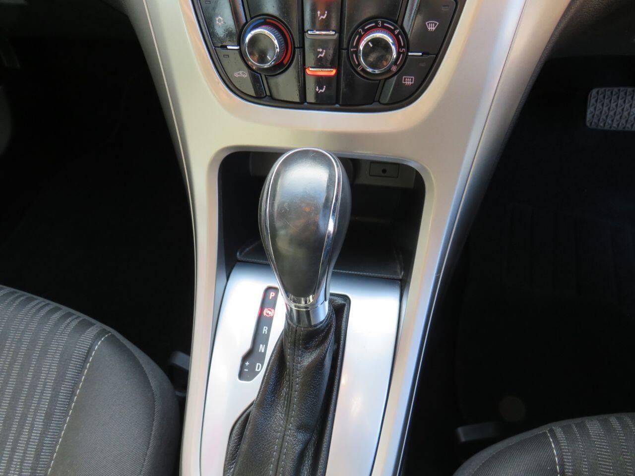 Vauxhall Astra - Image 14