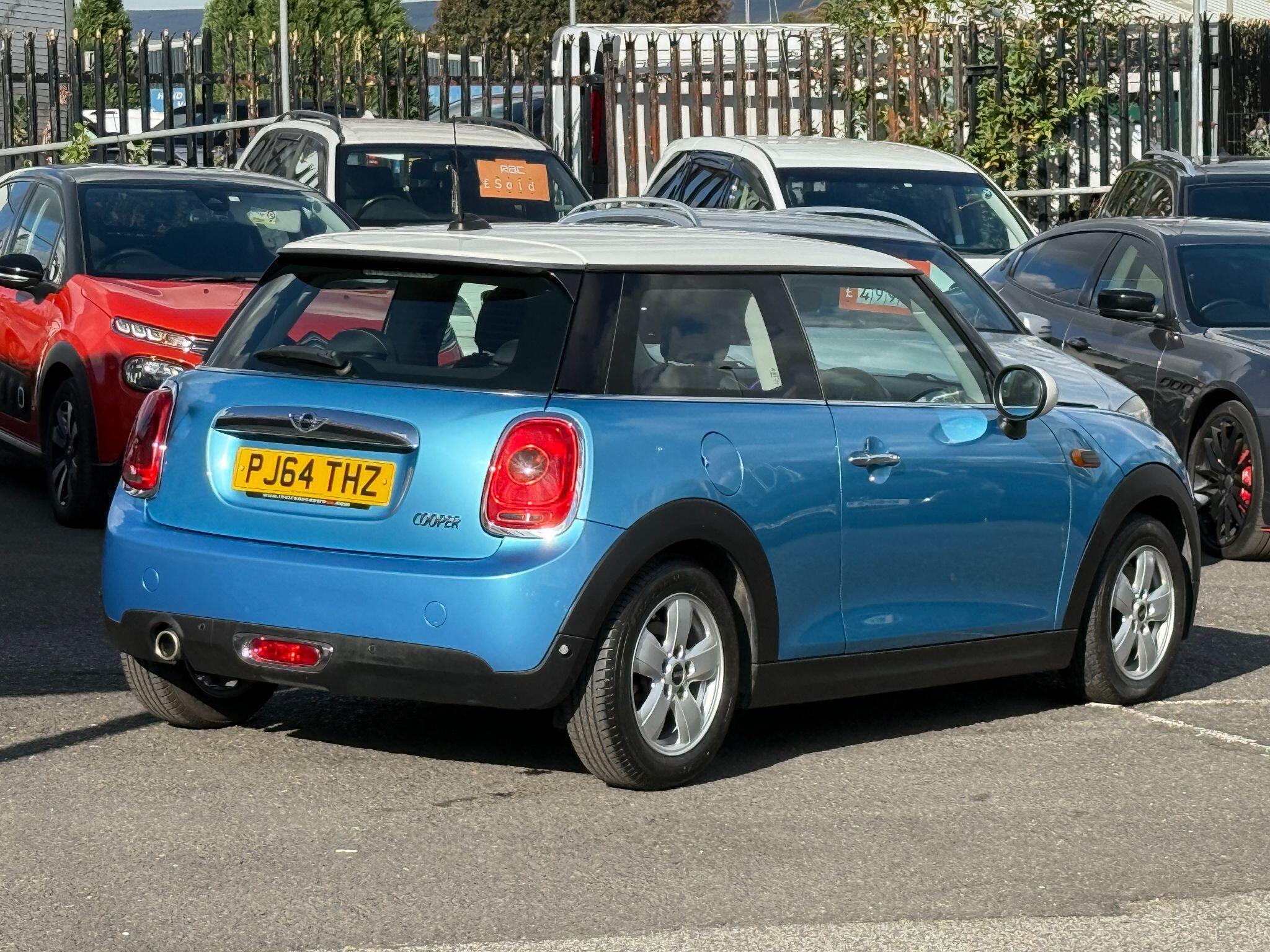 MINI Hatch - Image 19