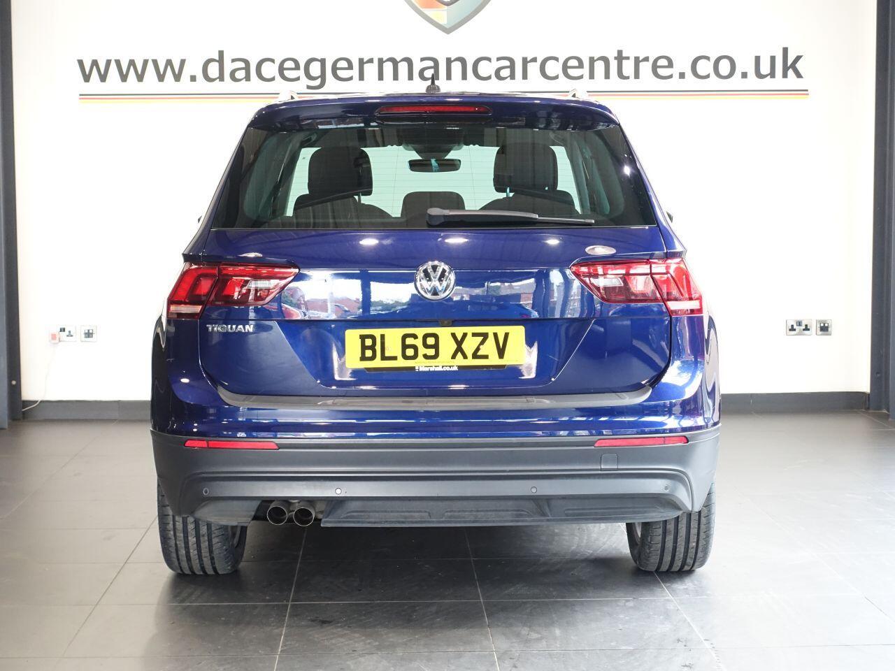 Volkswagen Tiguan - Image 7