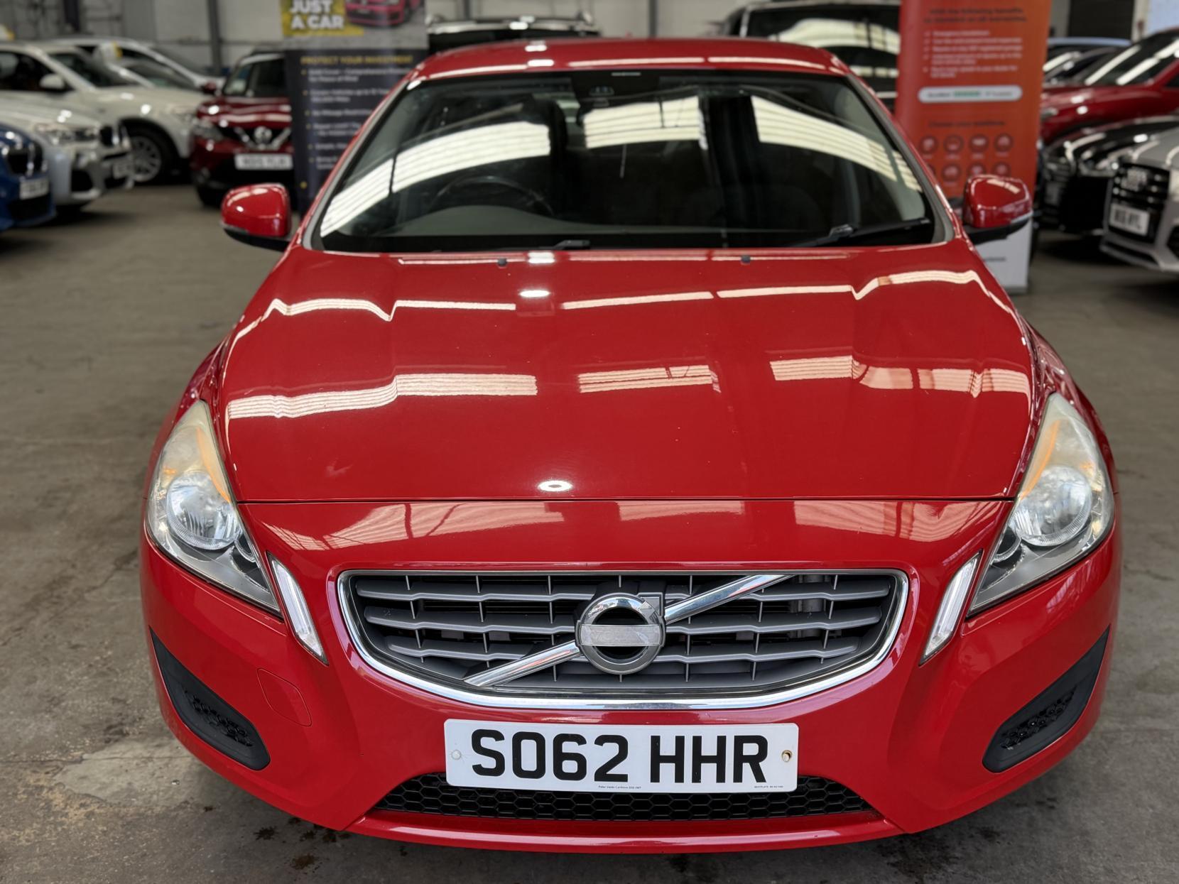 Volvo S60 - Image 2
