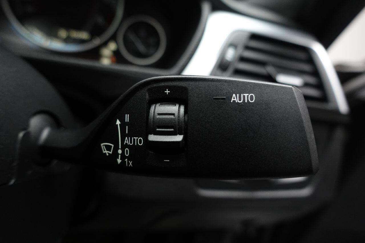 BMW 3 Series - Image 39