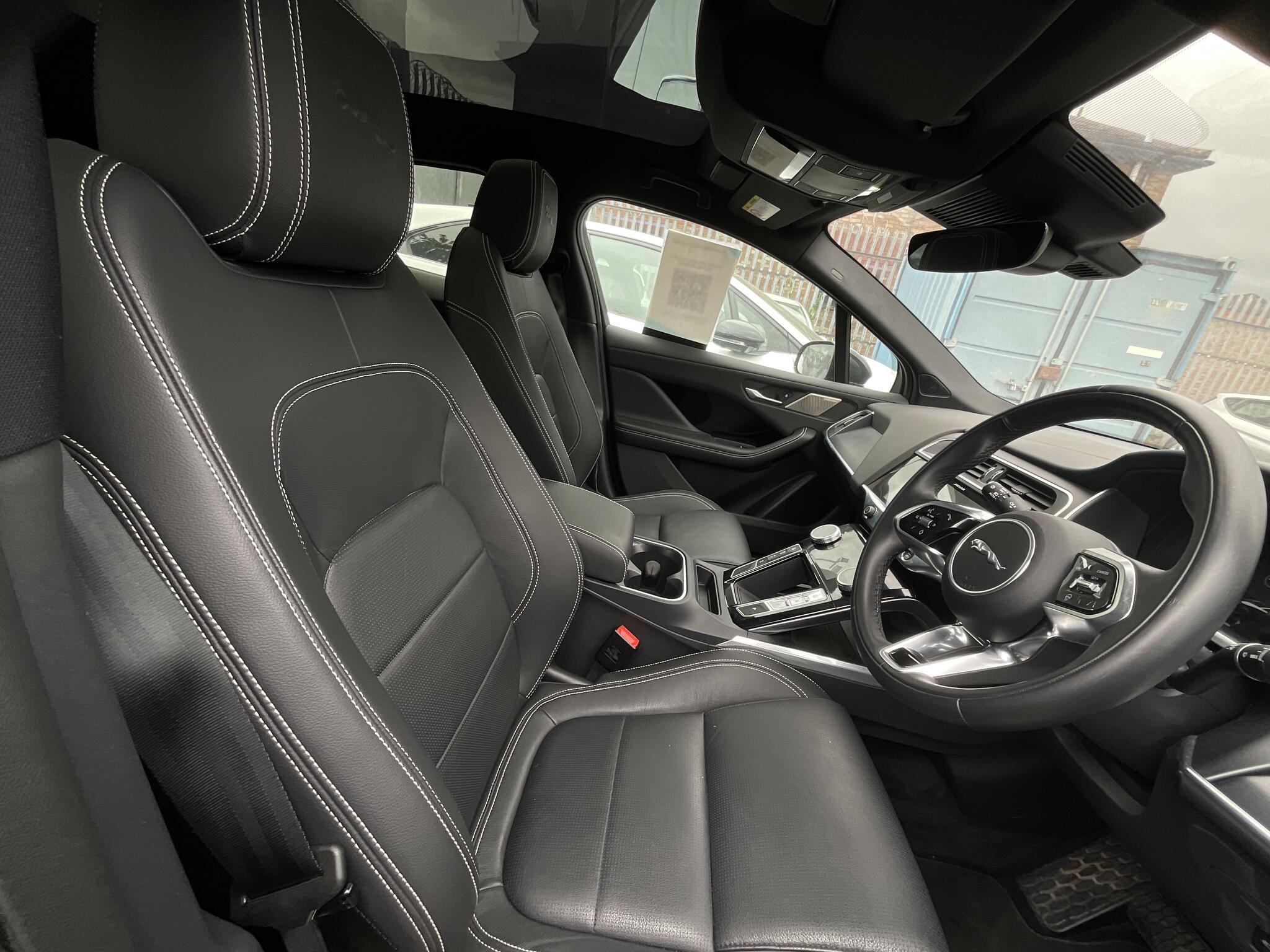 Jaguar I-Pace - Image 8