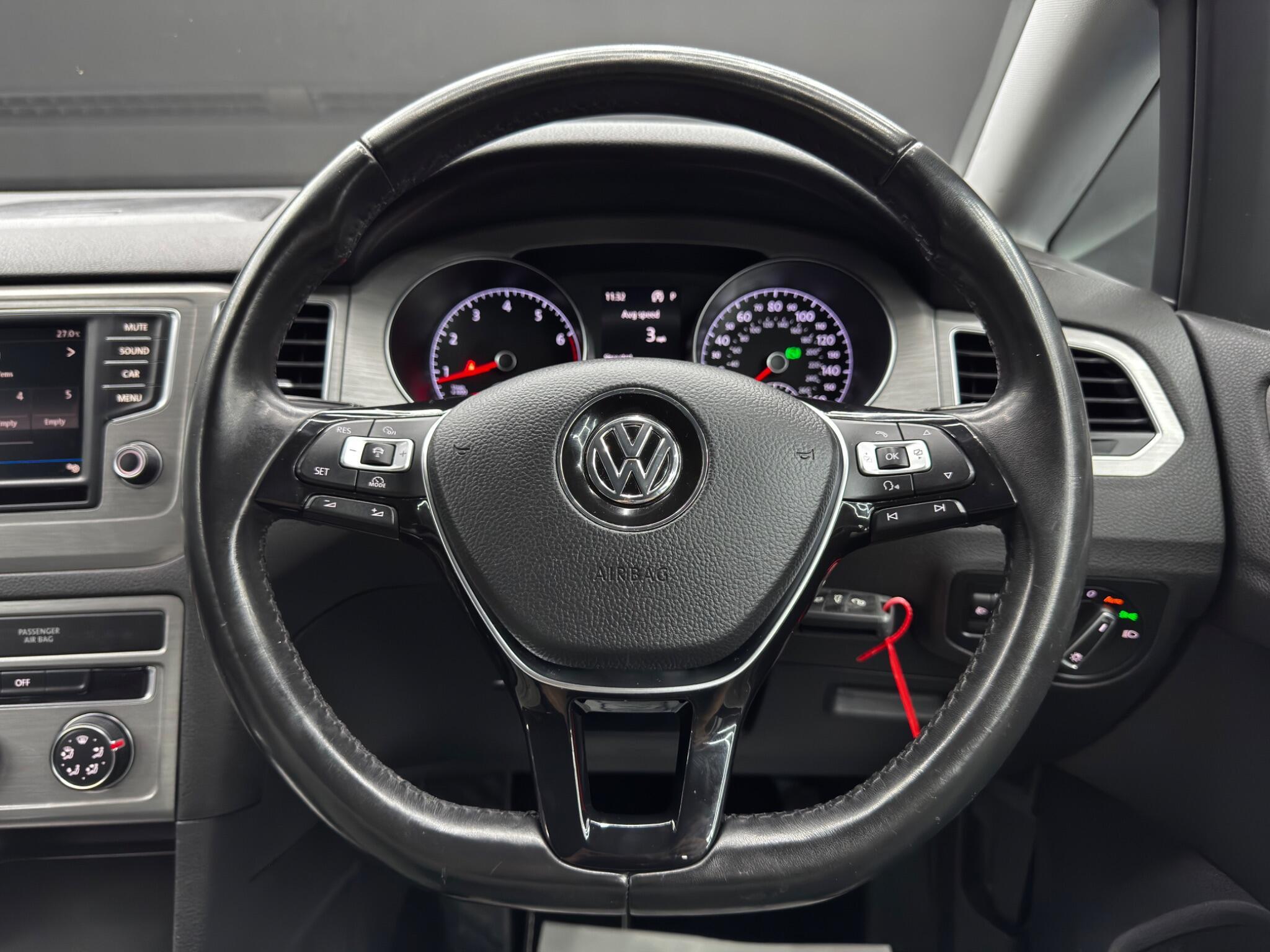 Volkswagen GOLF SV - Image 19