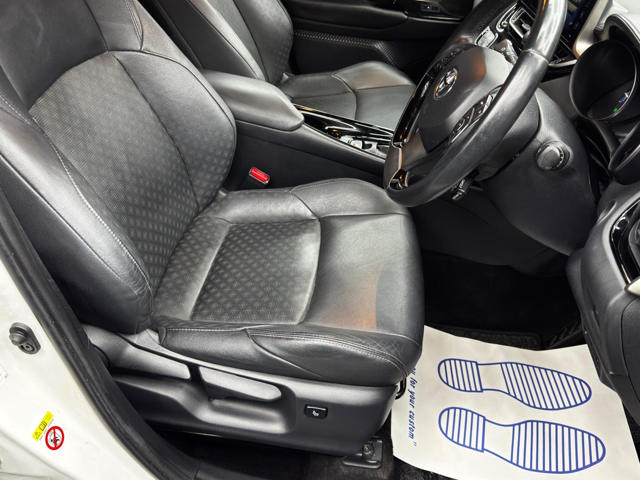 Toyota C-Hr - Image 13