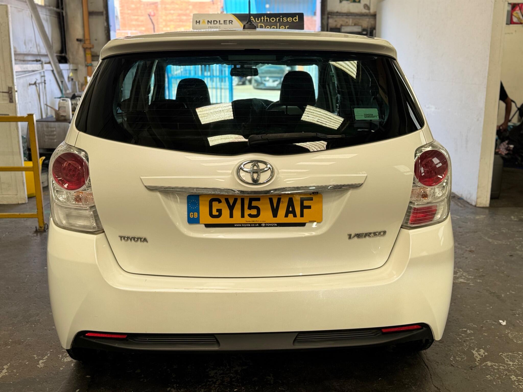 Toyota Verso - Image 18
