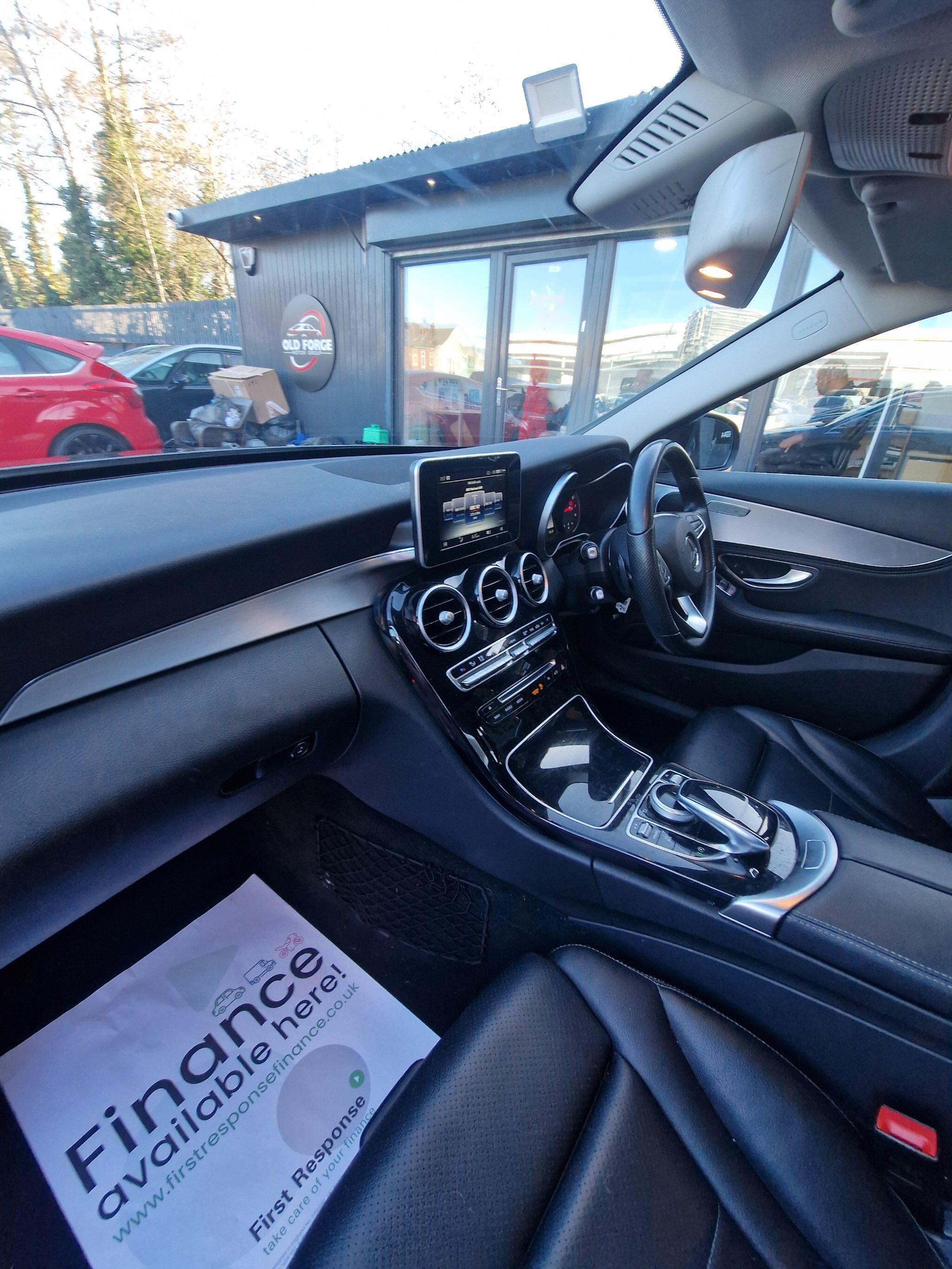 Mercedes C Class - Image 37