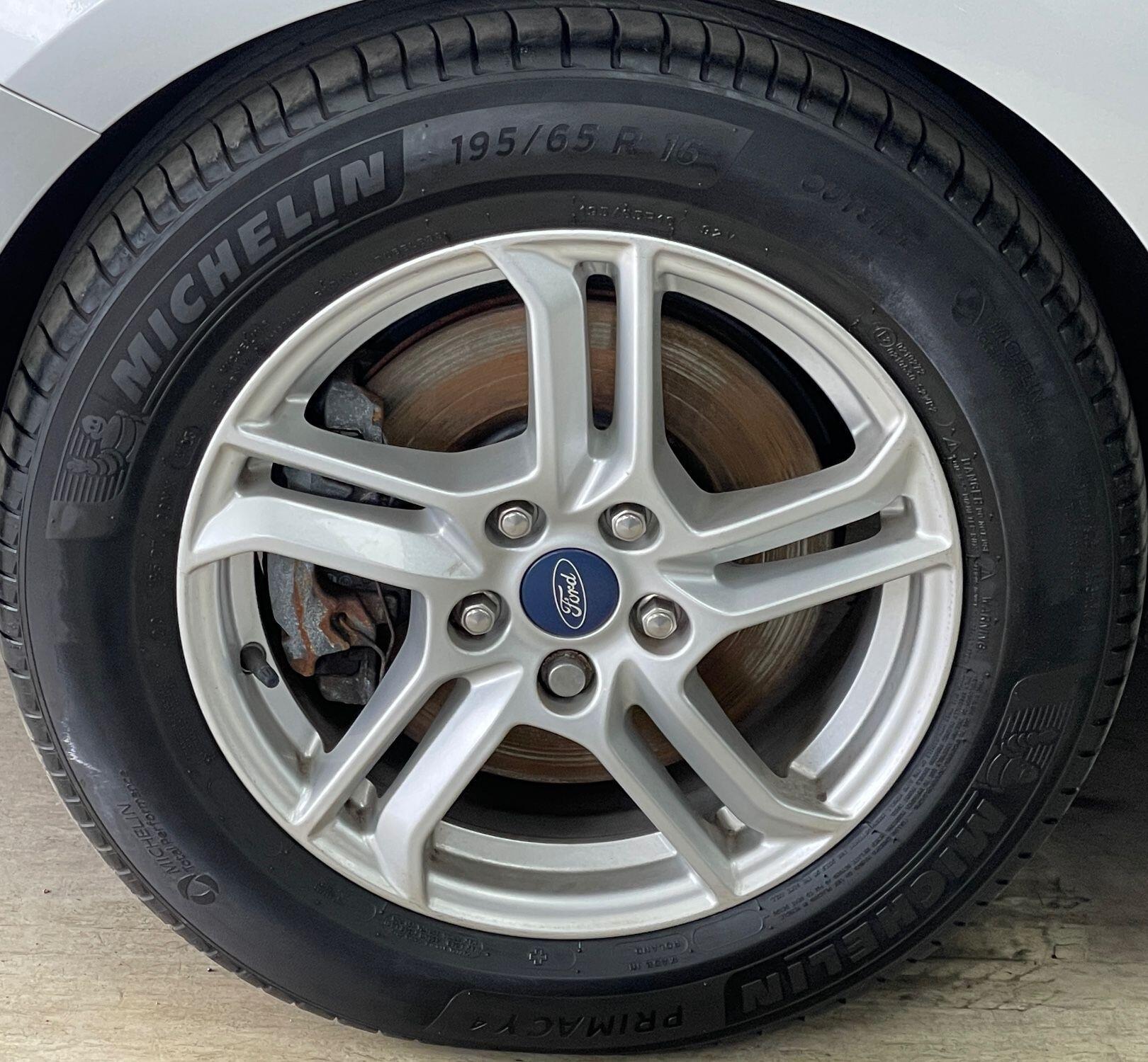 Ford Focus Diesel Estate - Image 16