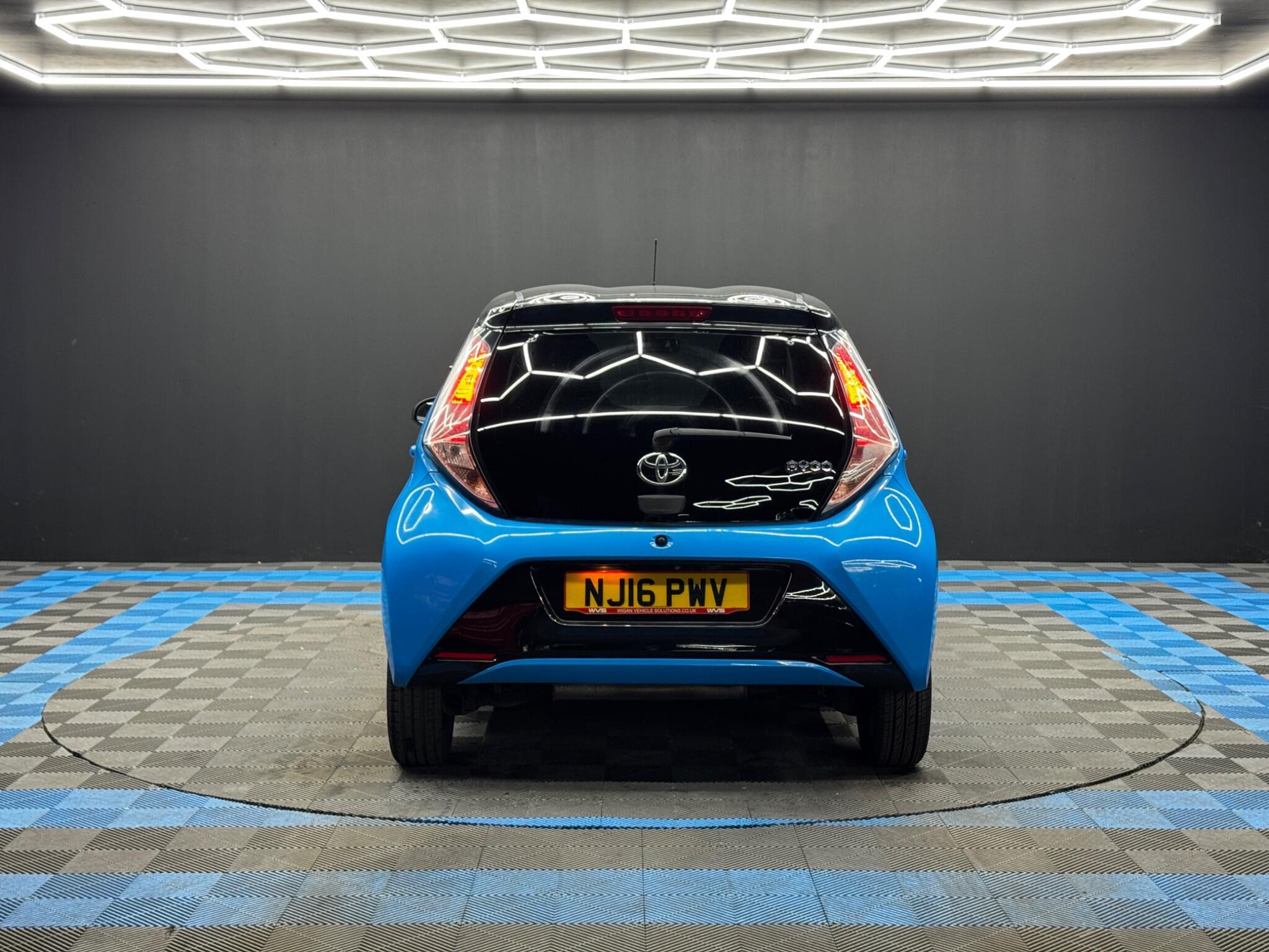 Toyota Aygo - Image 6